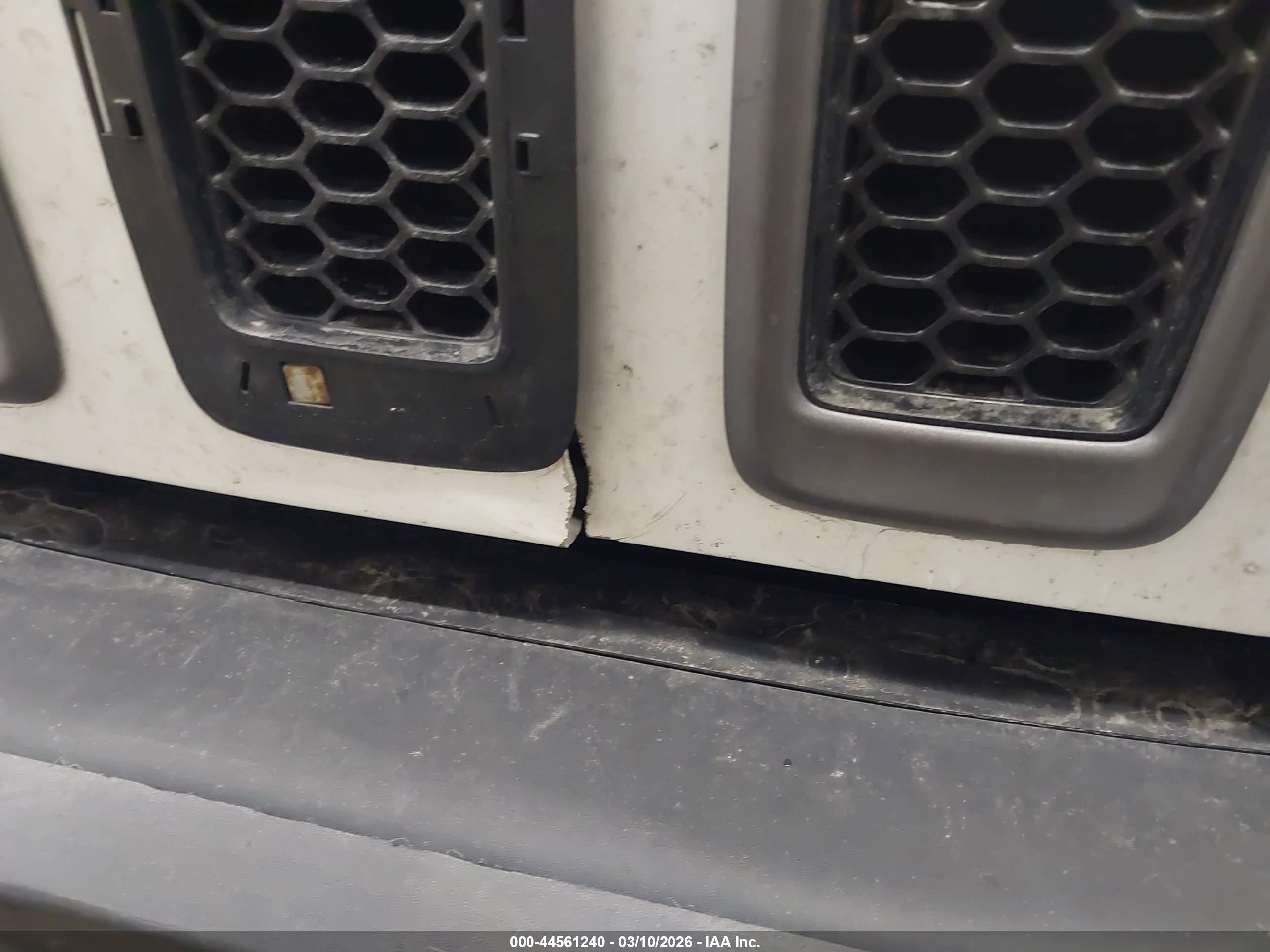 JEEP CHEROKEE image 6