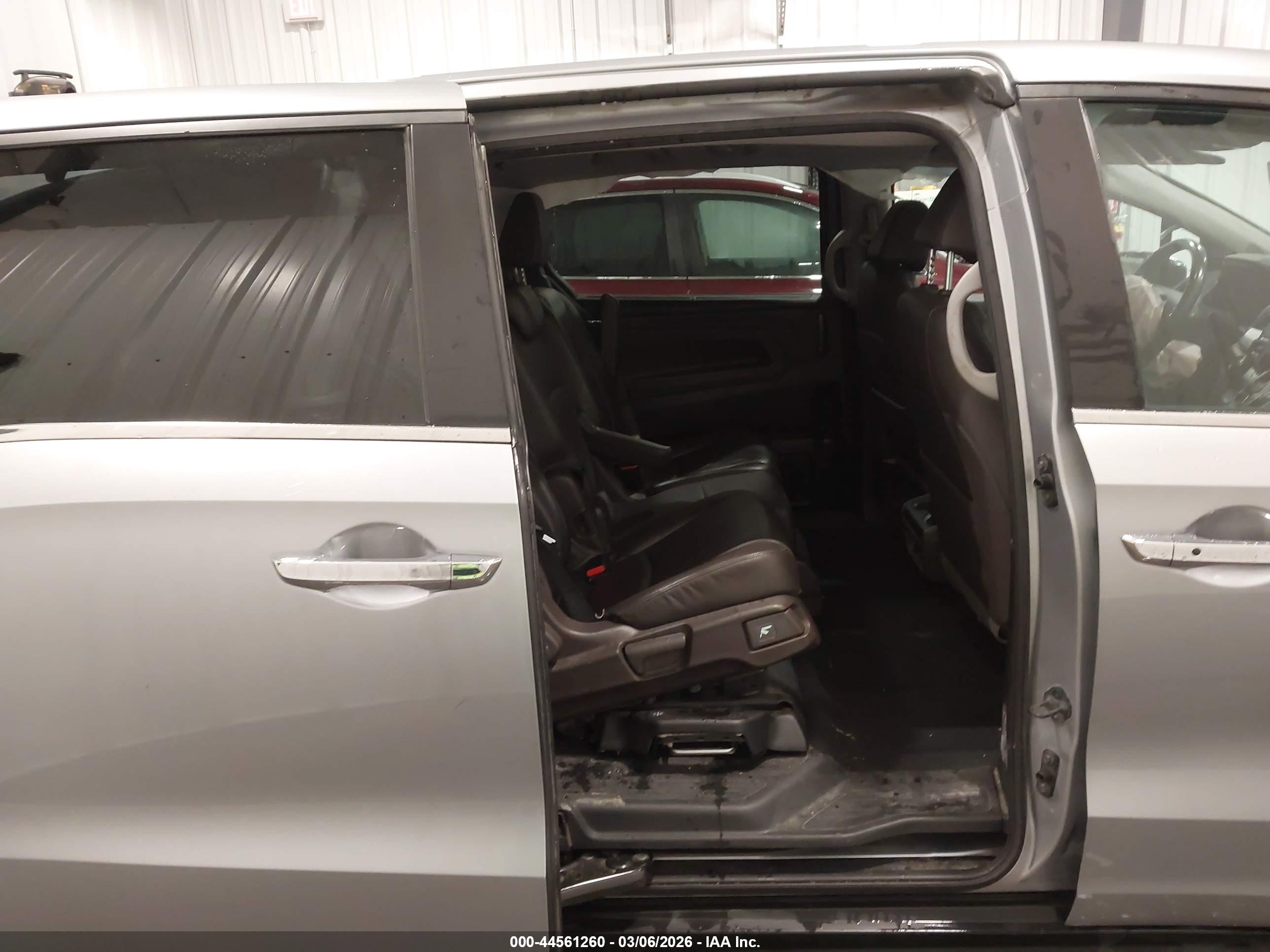 HONDA ODYSSEY image 8