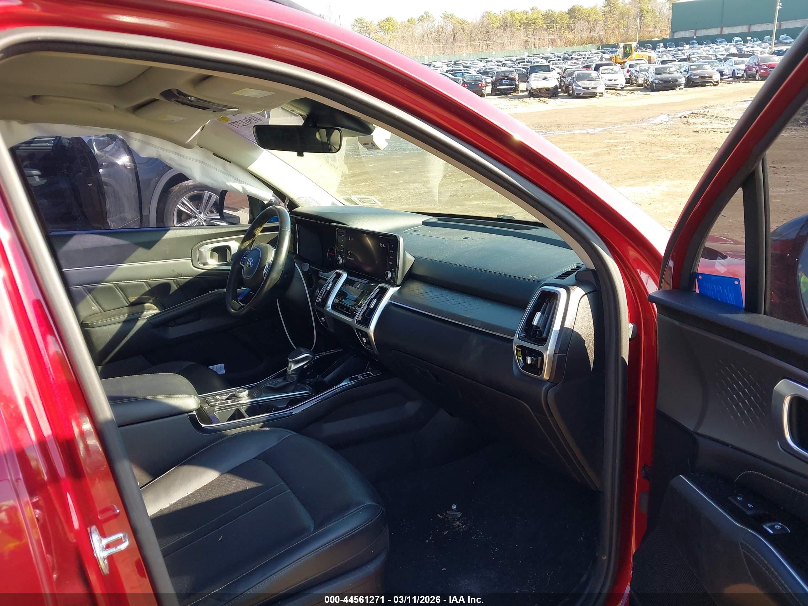 KIA SORENTO image 5