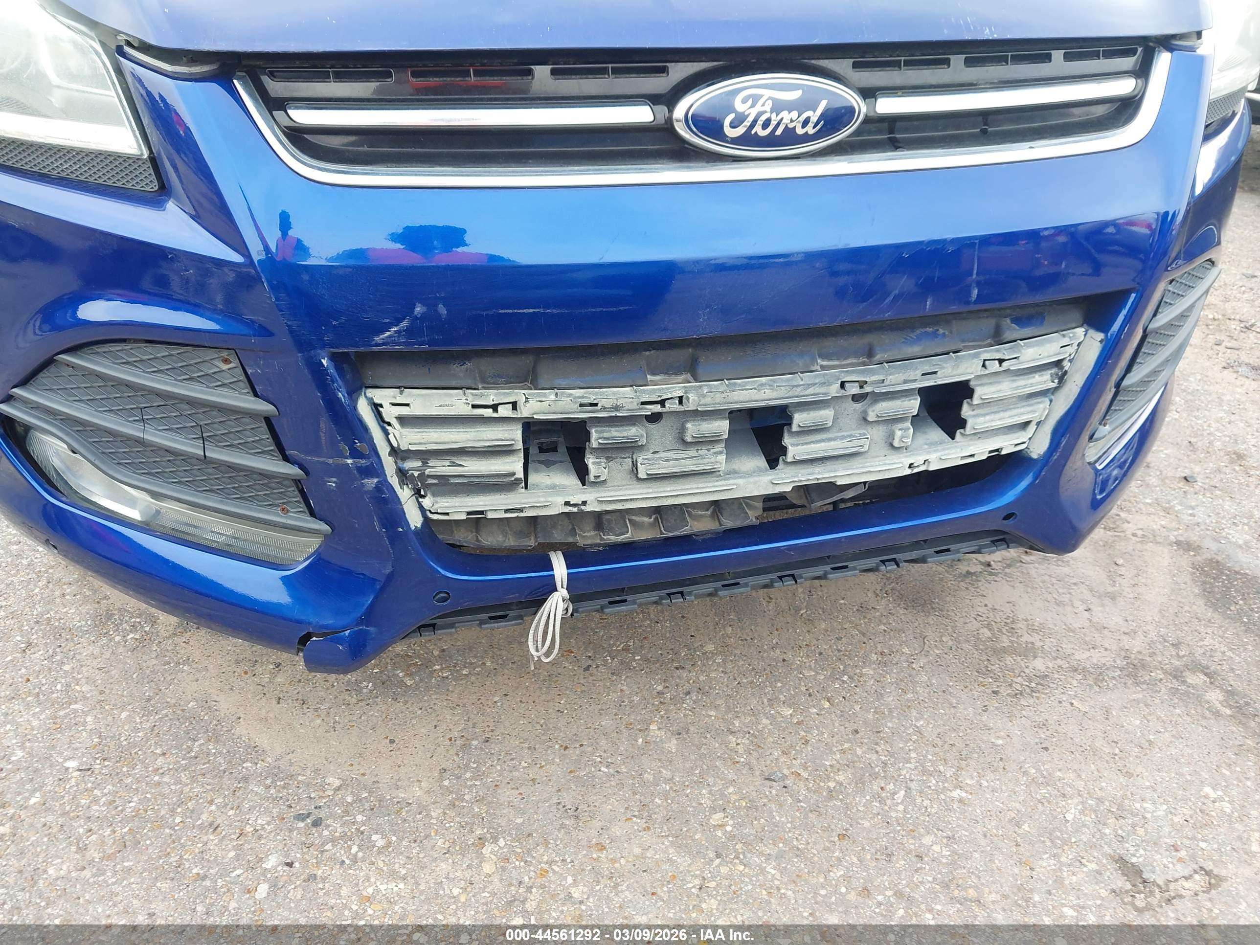 FORD ESCAPE image 6