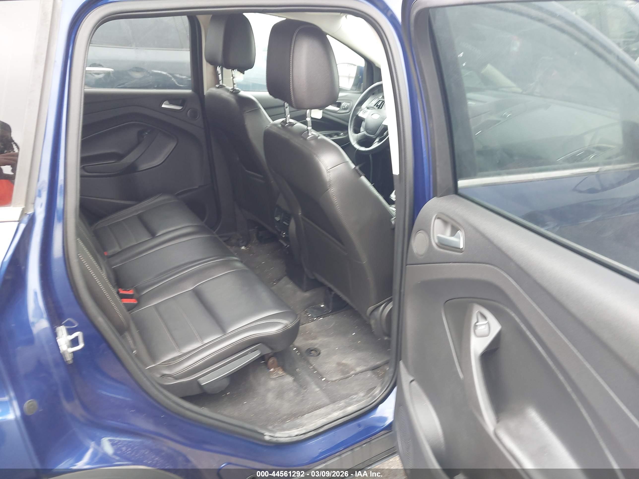 FORD ESCAPE image 8