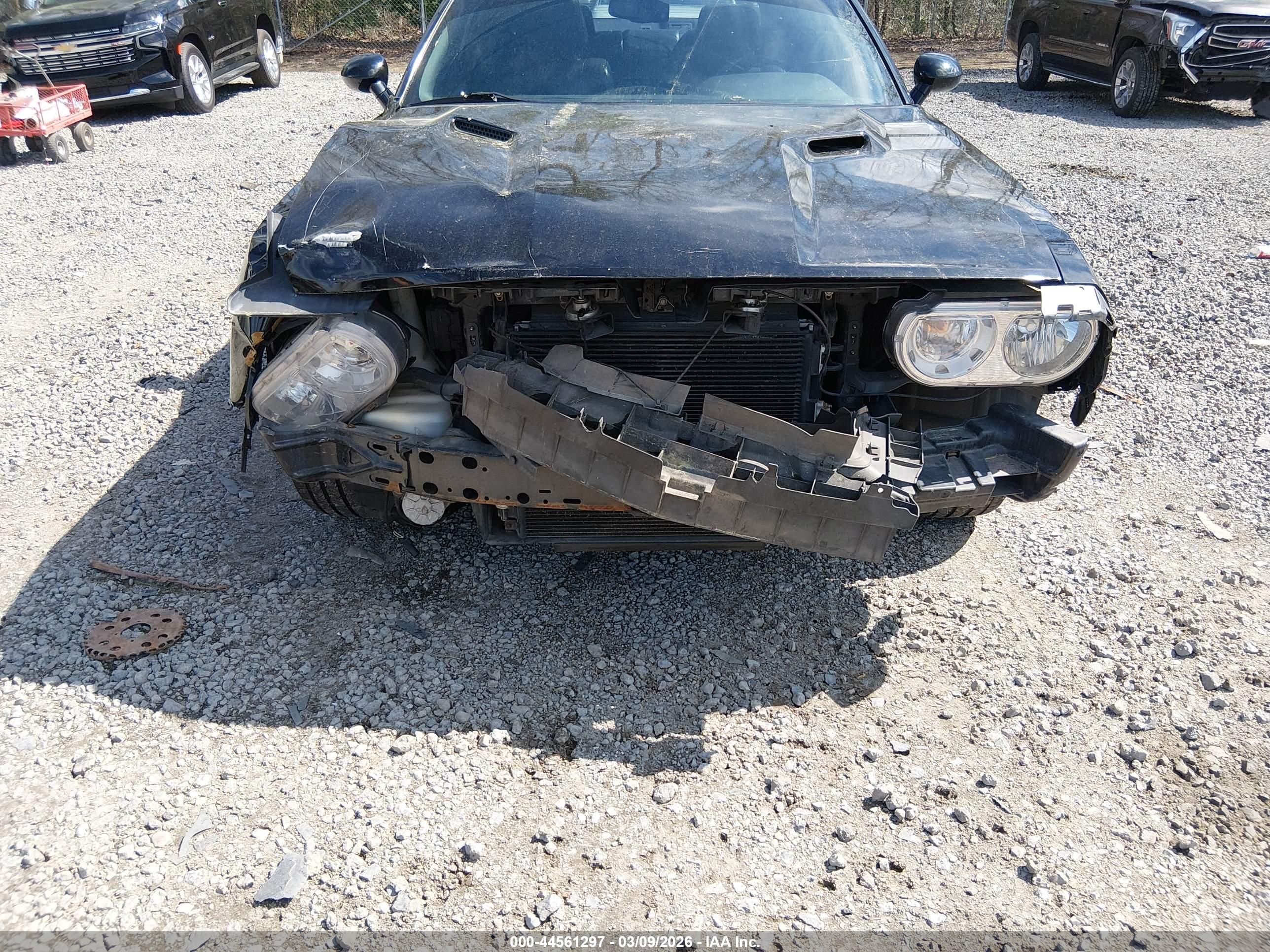 DODGE CHALLENGER image 6