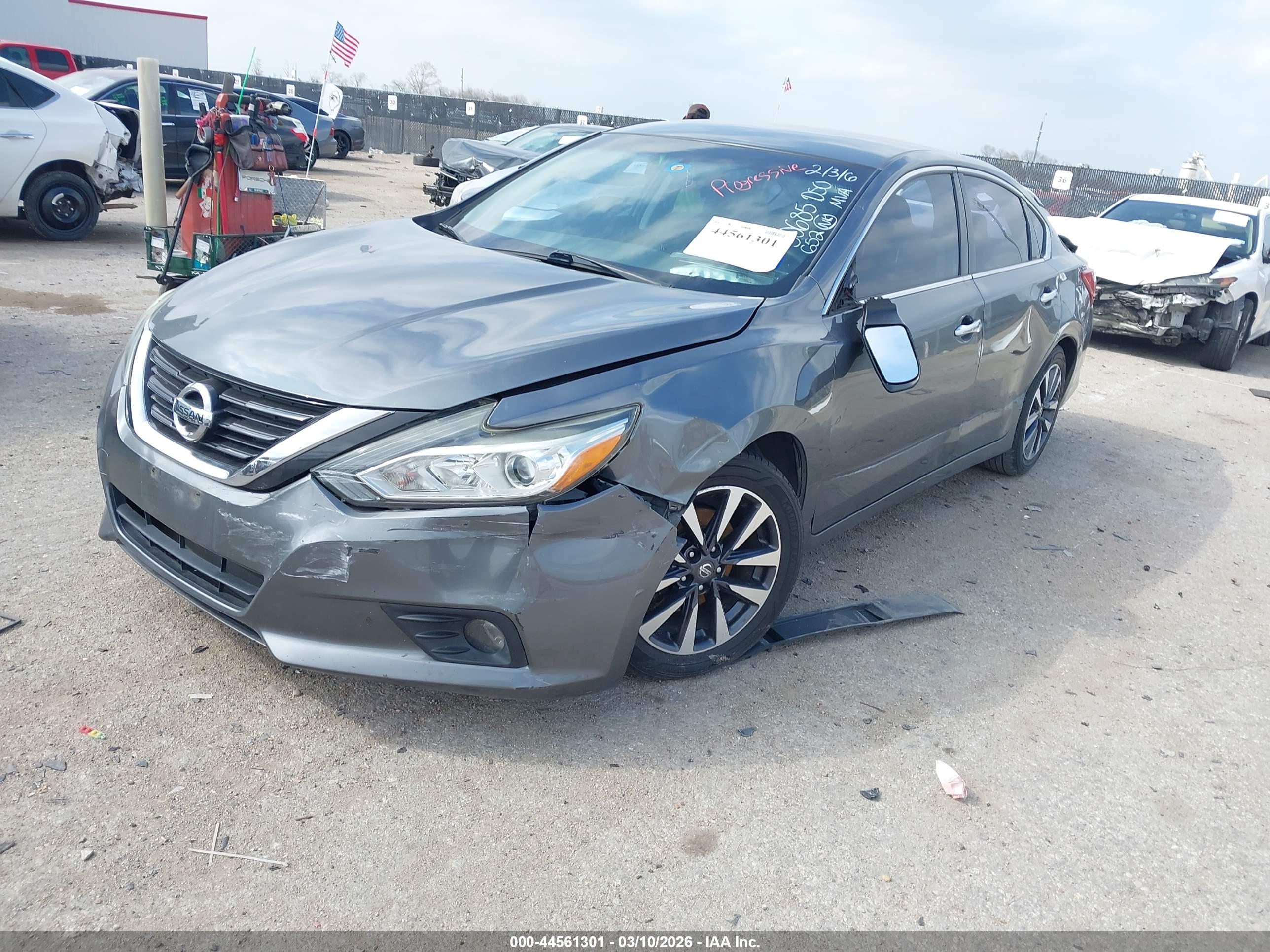 NISSAN ALTIMA image 2