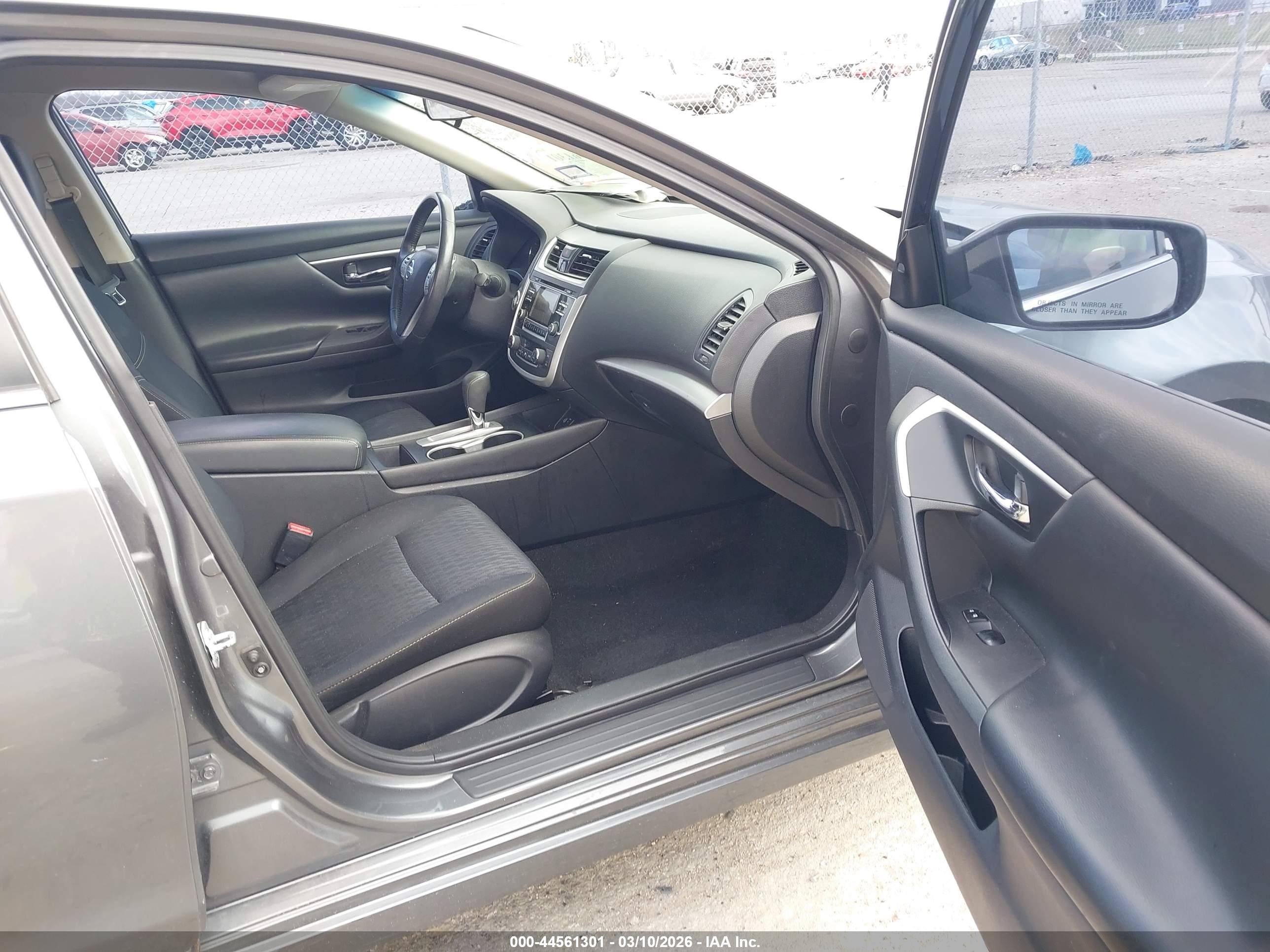 NISSAN ALTIMA image 5