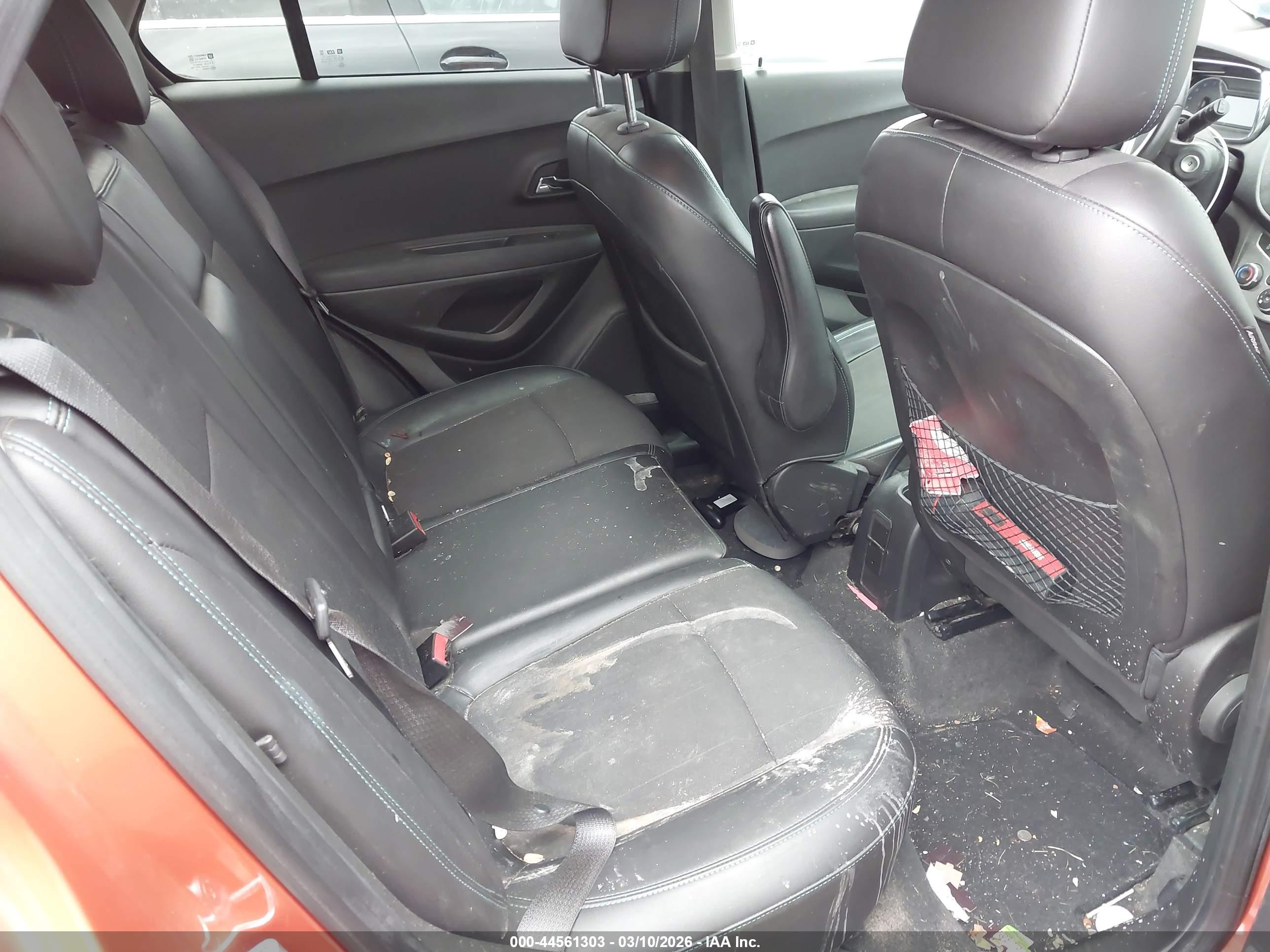 CHEVROLET TRAX image 8