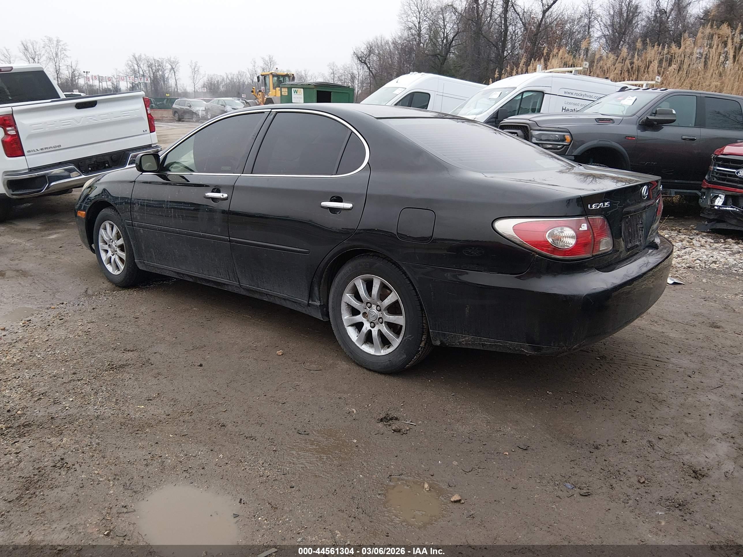 LEXUS ES image 3