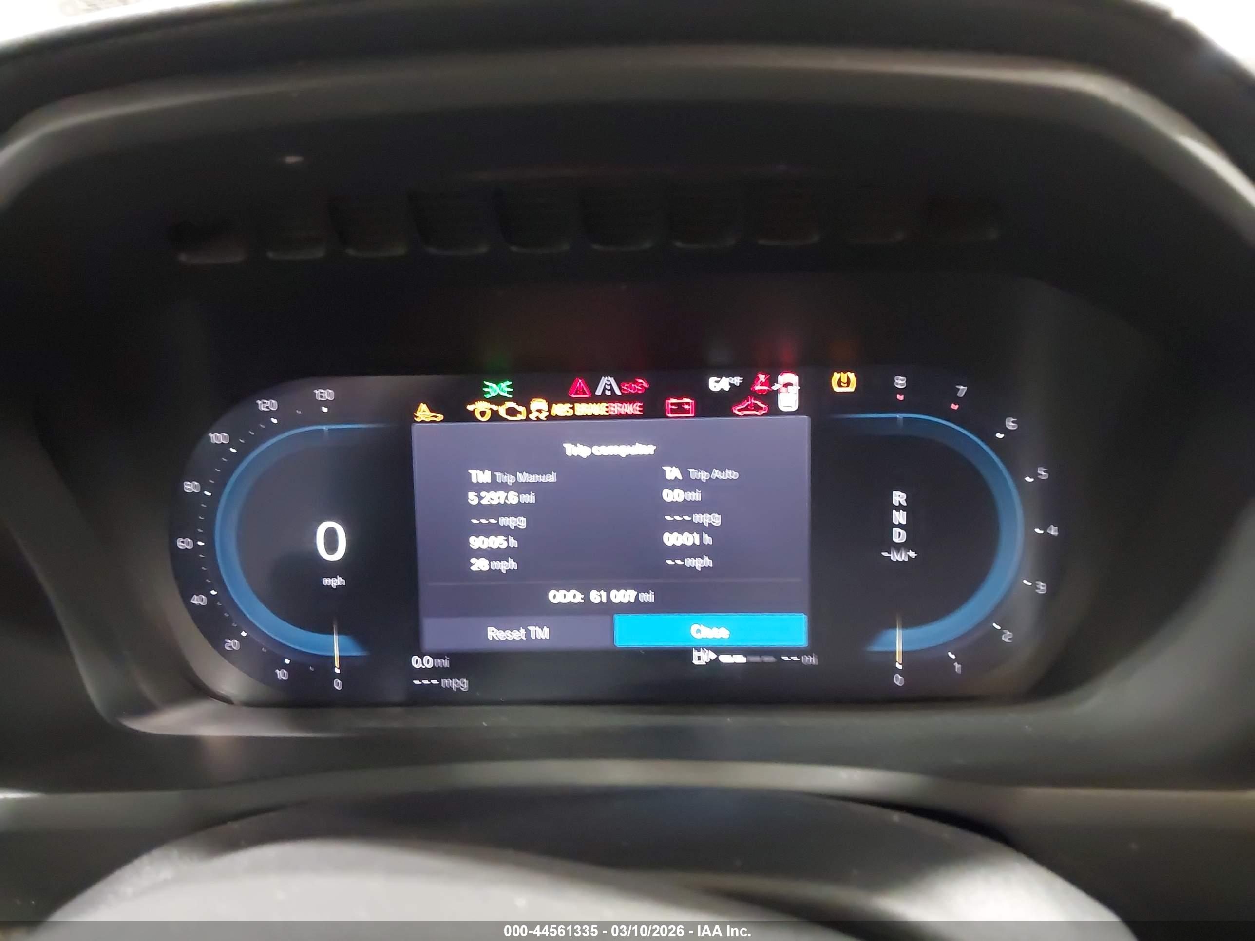 VOLVO XC90 image 7