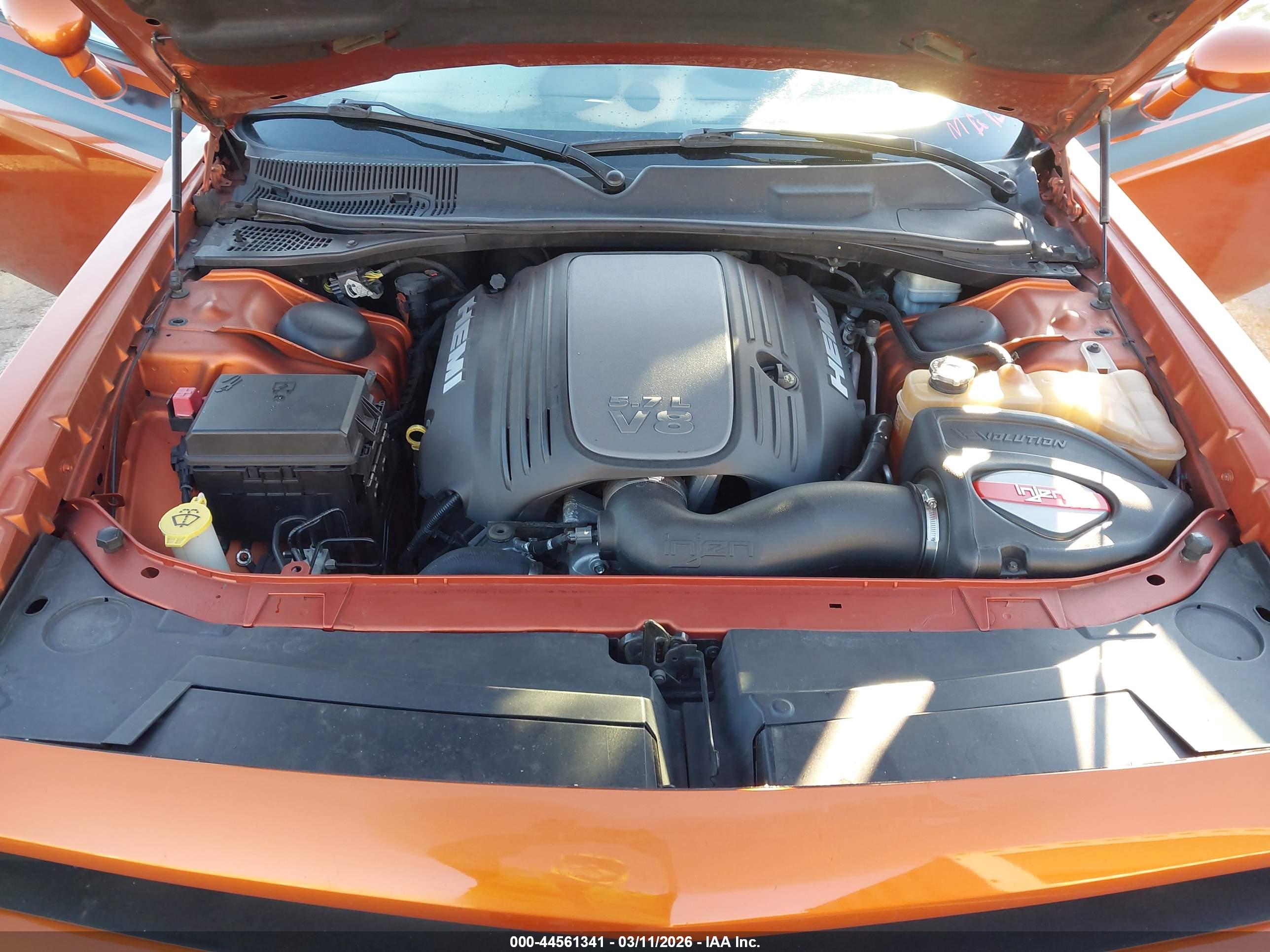 DODGE CHALLENGER image 10