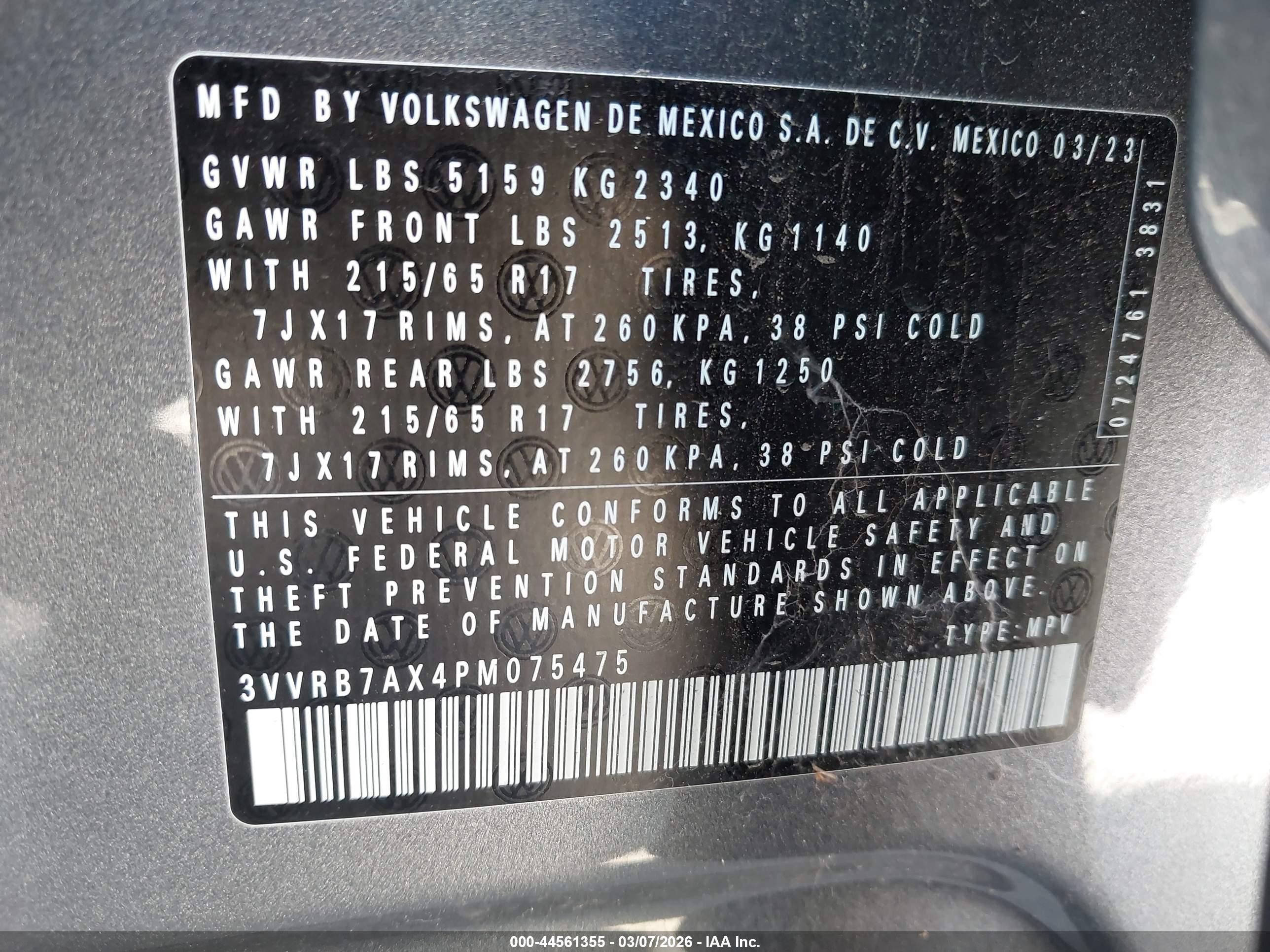 VOLKSWAGEN TIGUAN image 9