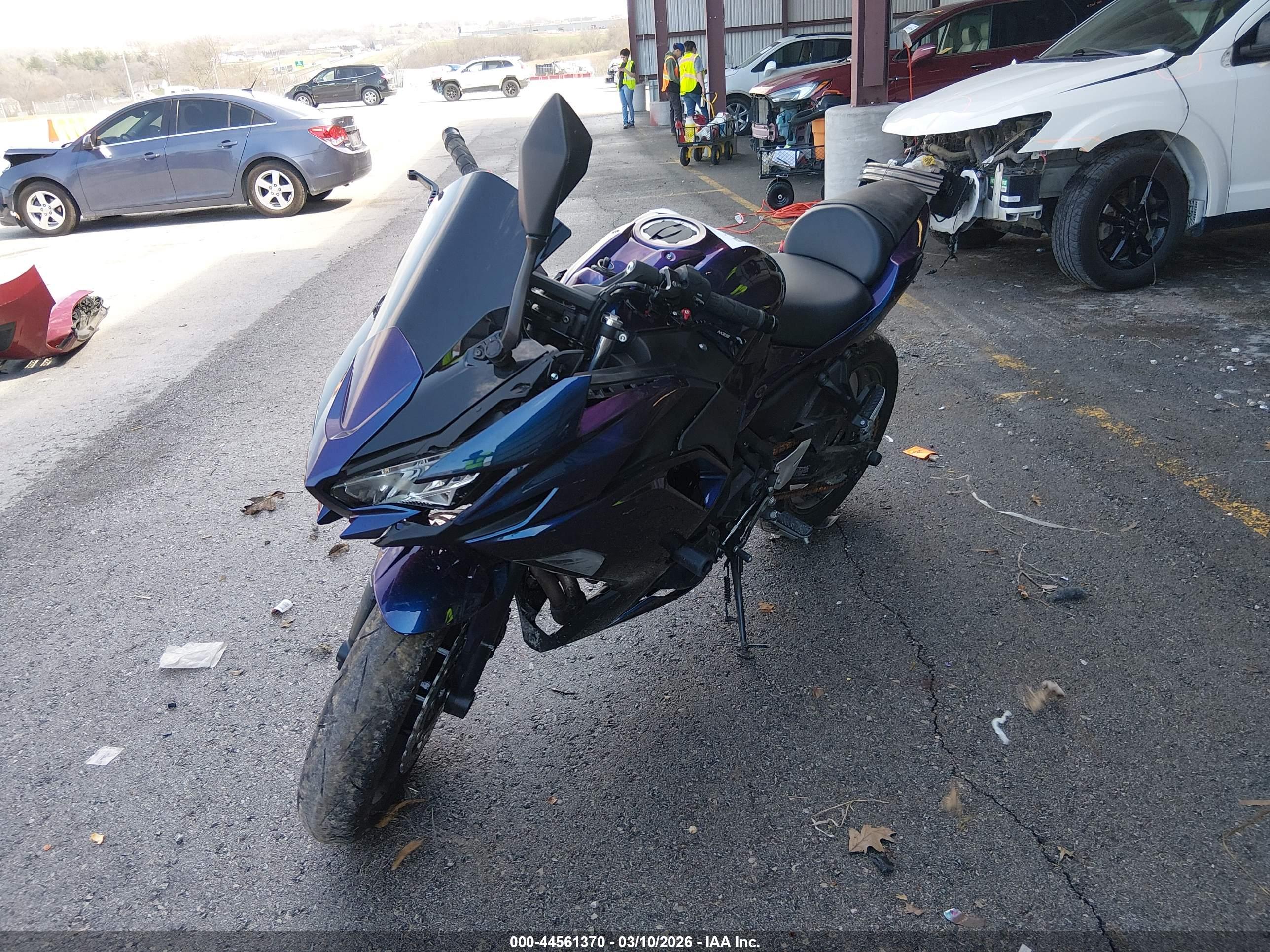 KAWASAKI EX650 image 2
