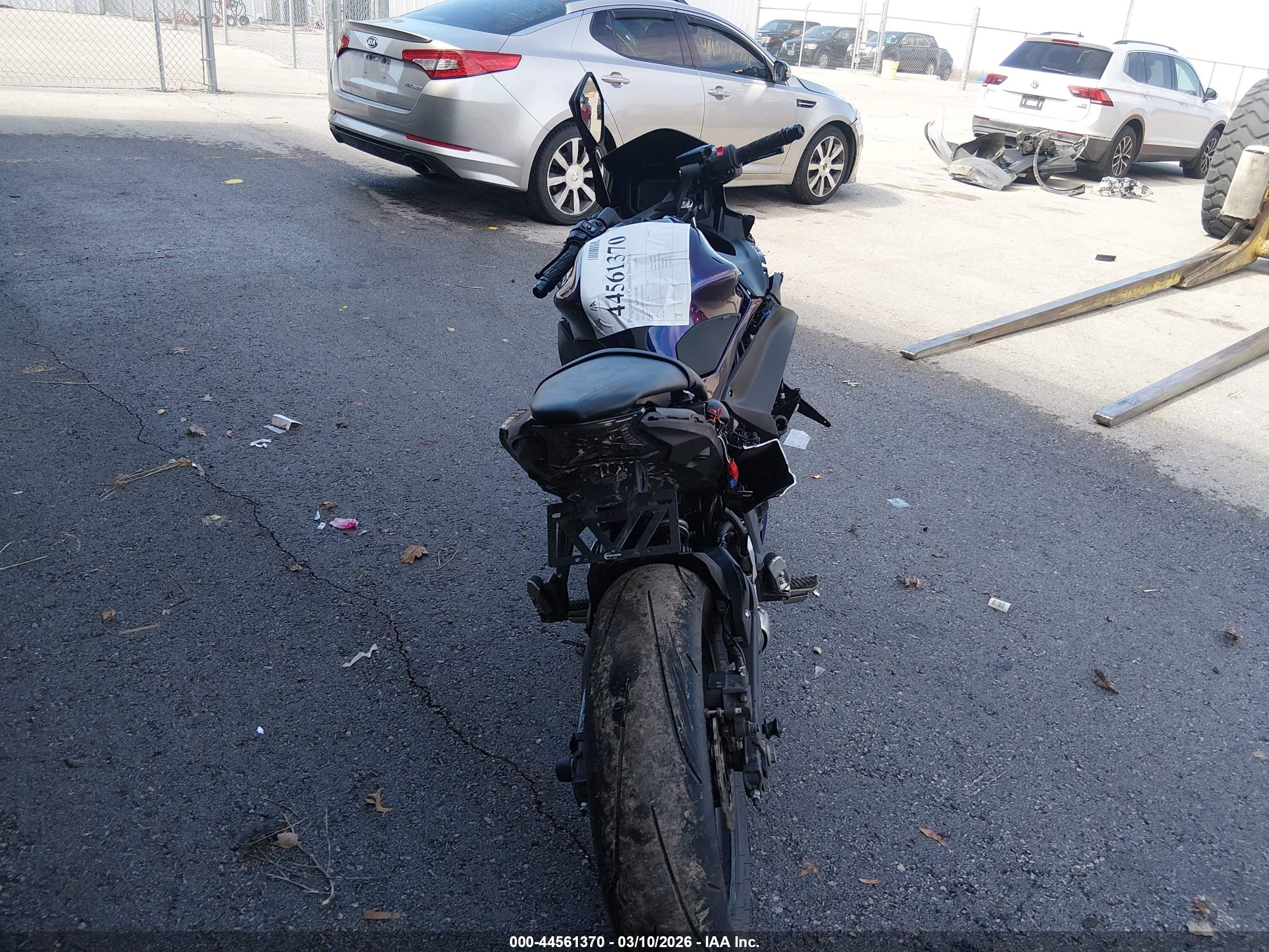 KAWASAKI EX650 image 6
