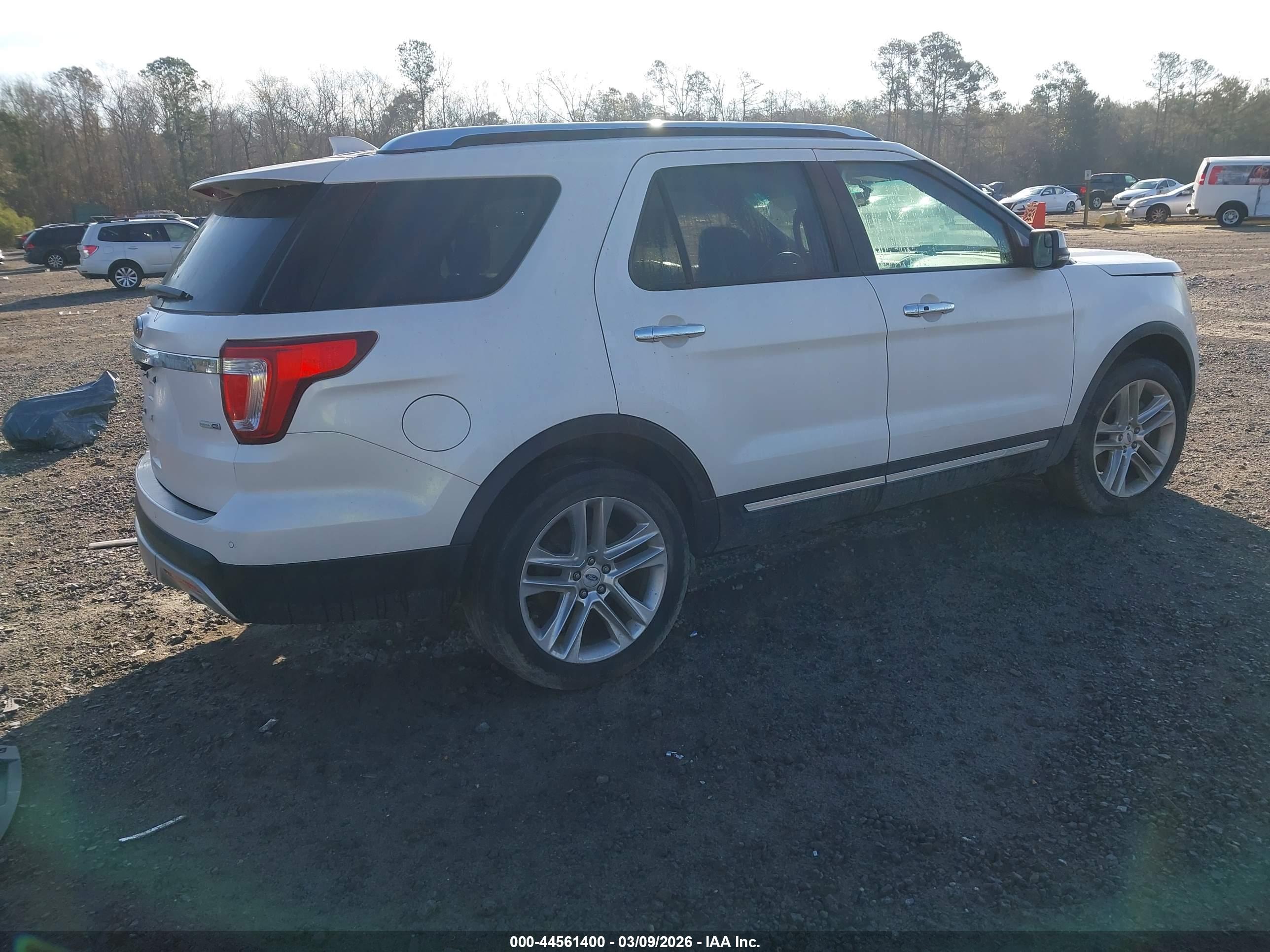 FORD EXPLORER image 4