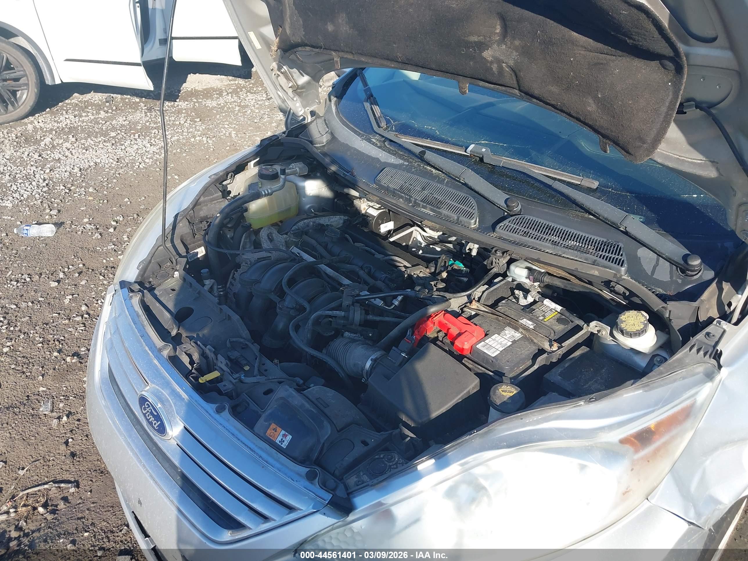 FORD FIESTA image 10