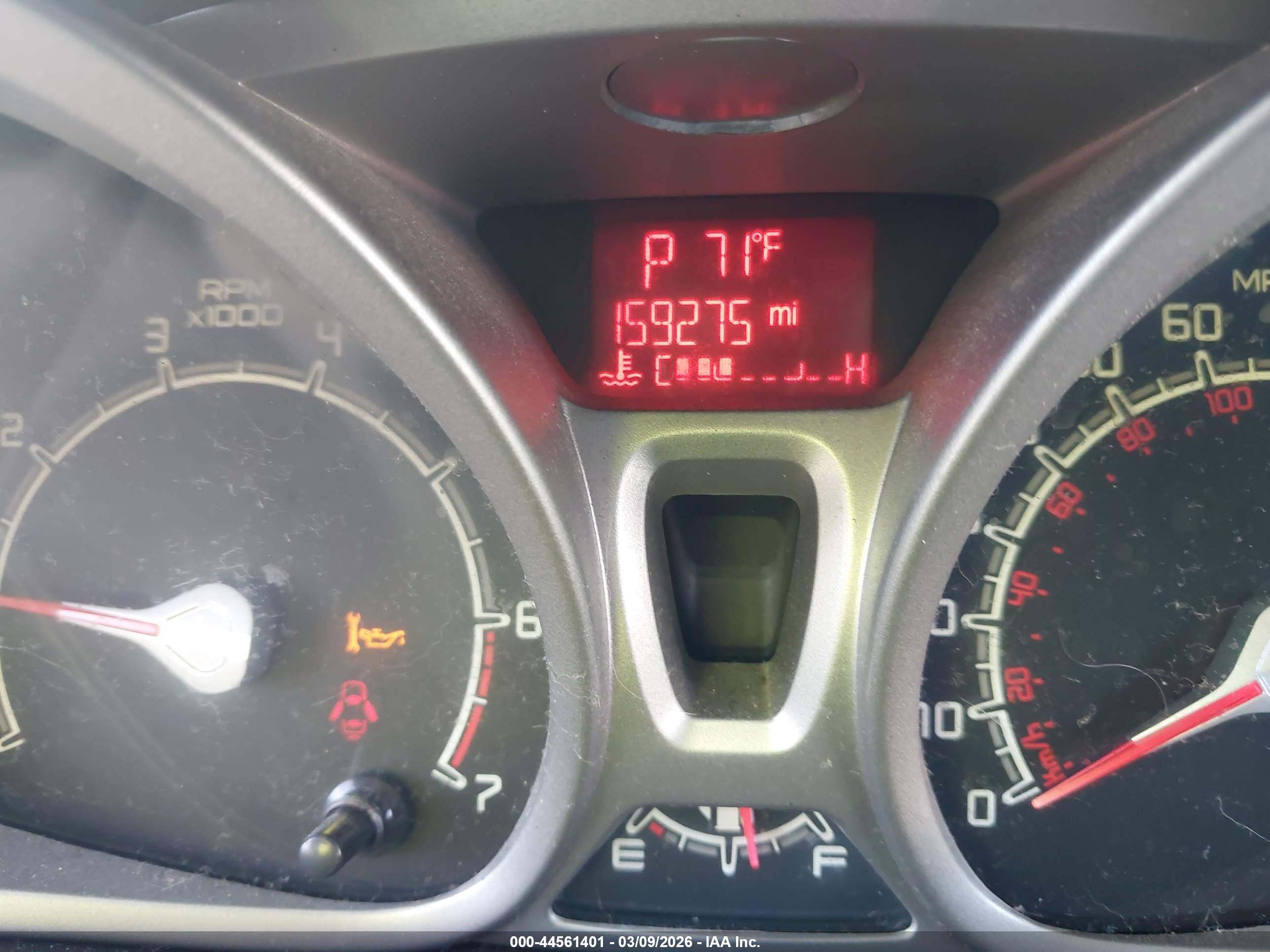 FORD FIESTA image 7