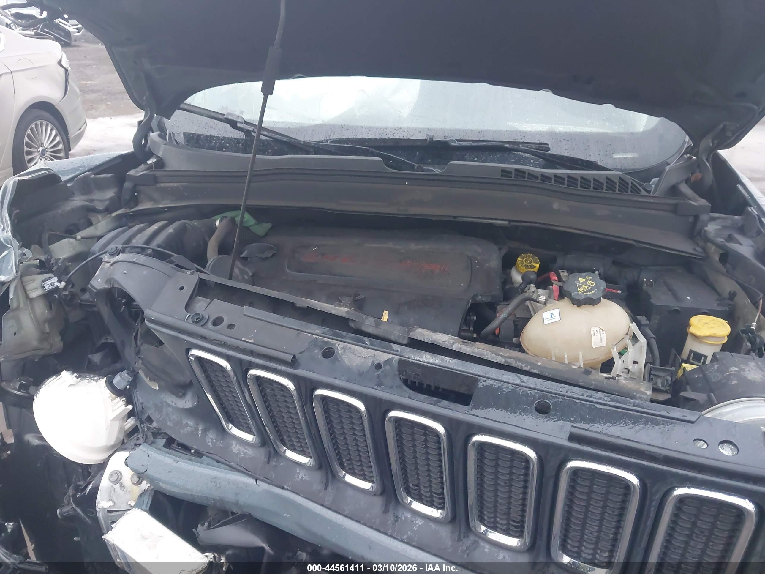 JEEP RENEGADE image 10