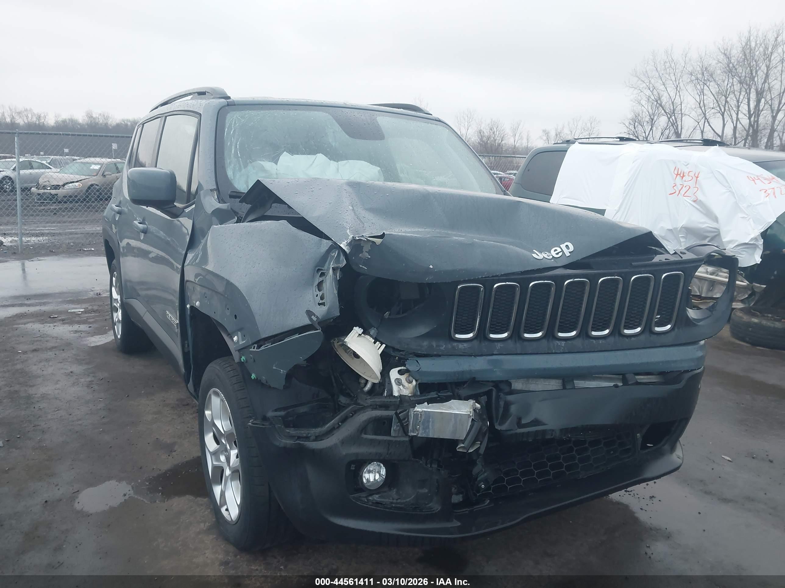 JEEP RENEGADE image 6