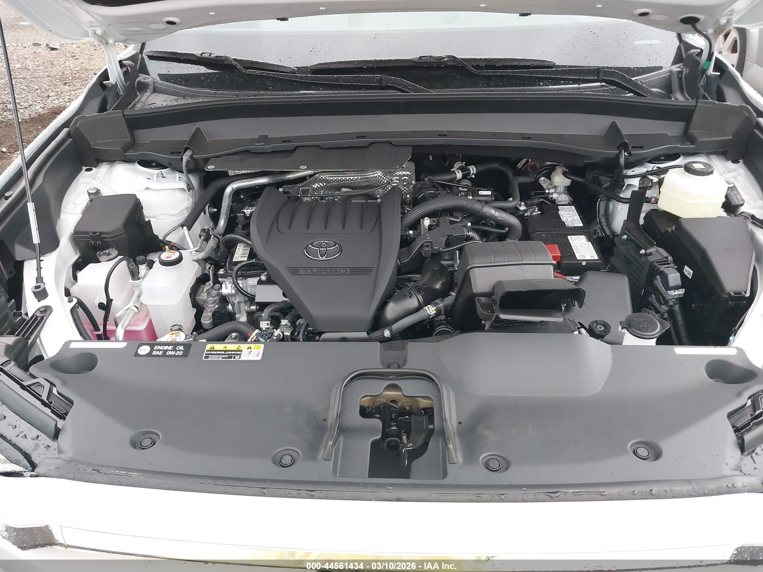 TOYOTA GRAND image 10