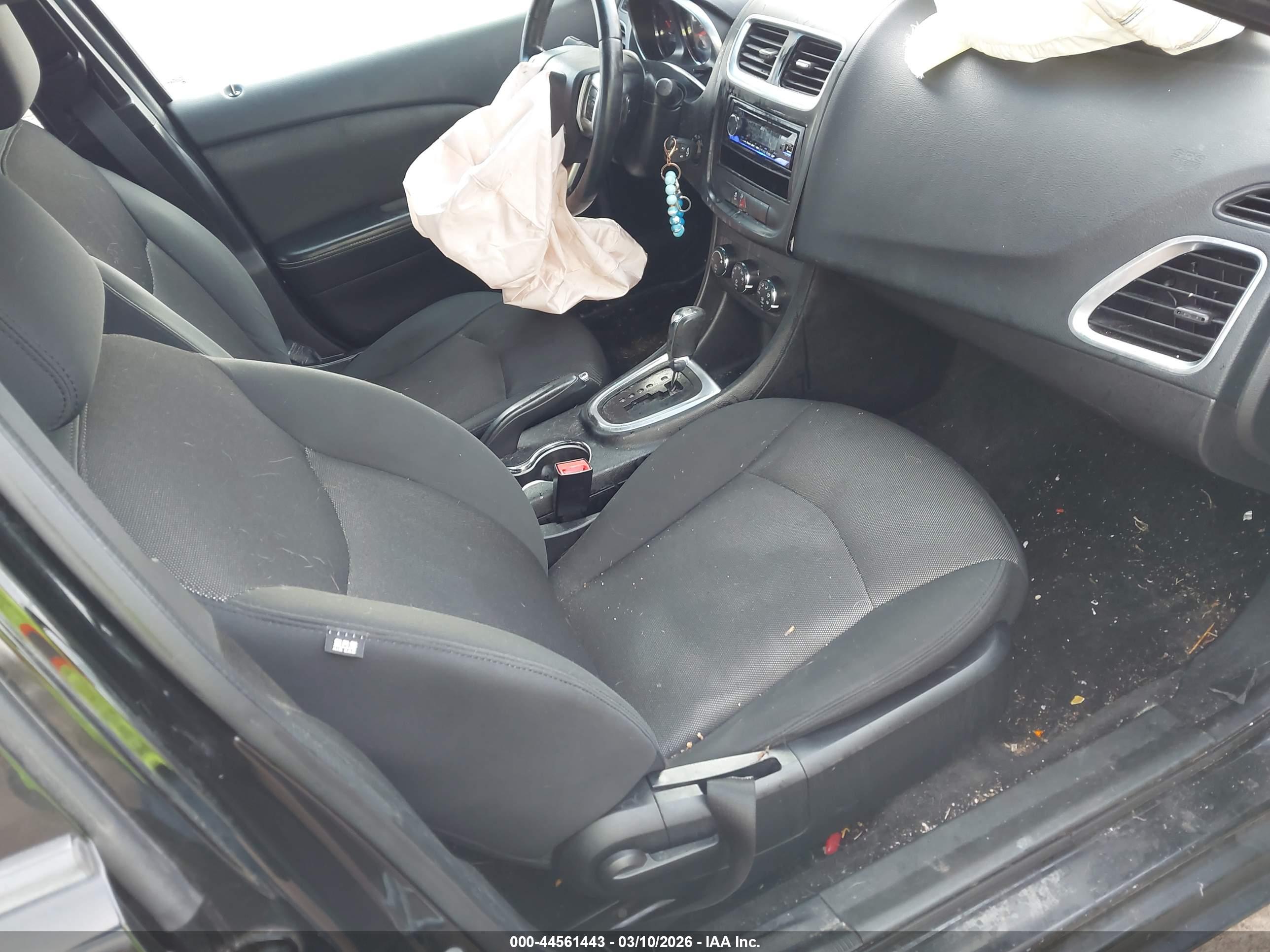 DODGE AVENGER image 5