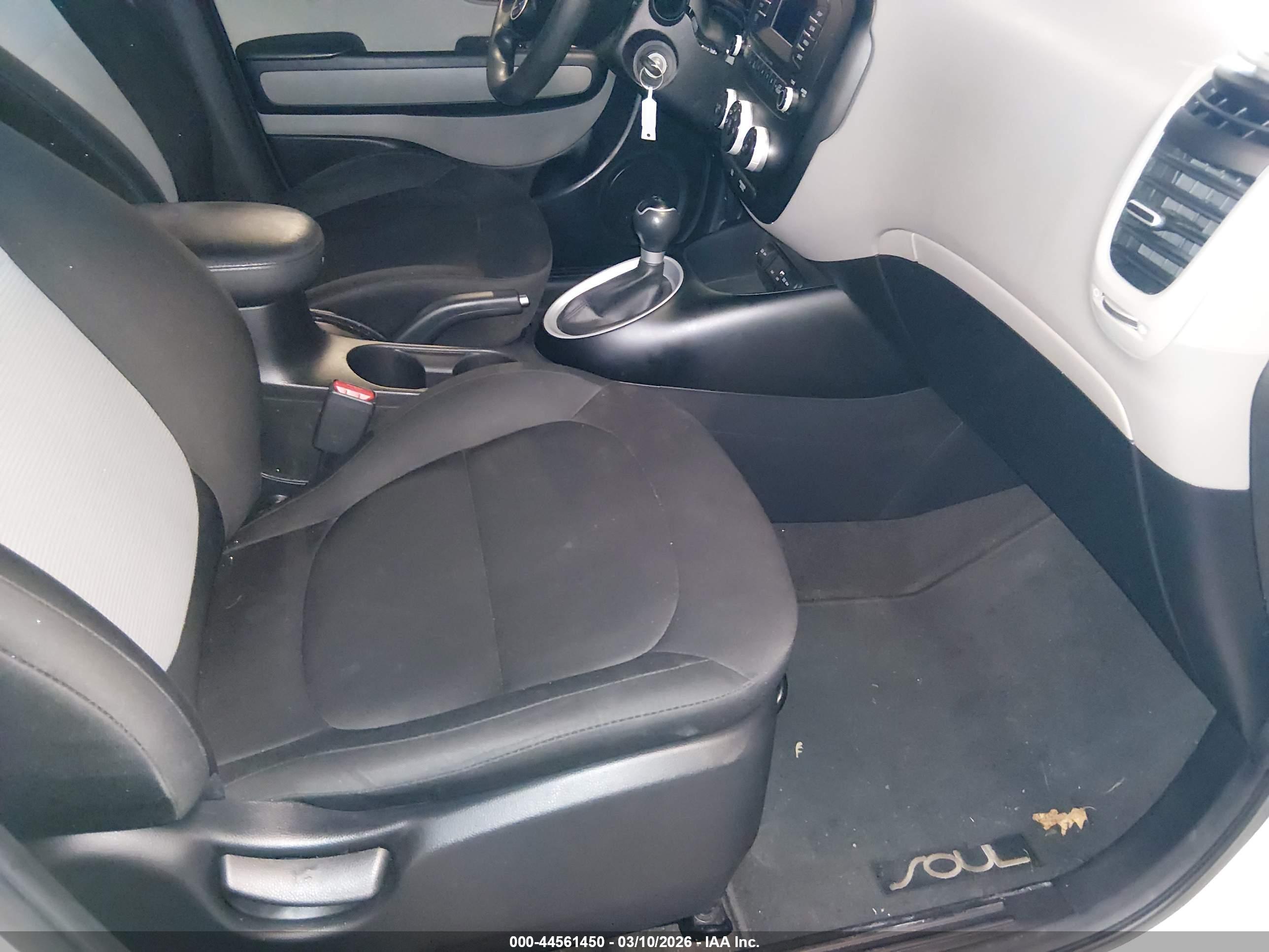 KIA SOUL image 5