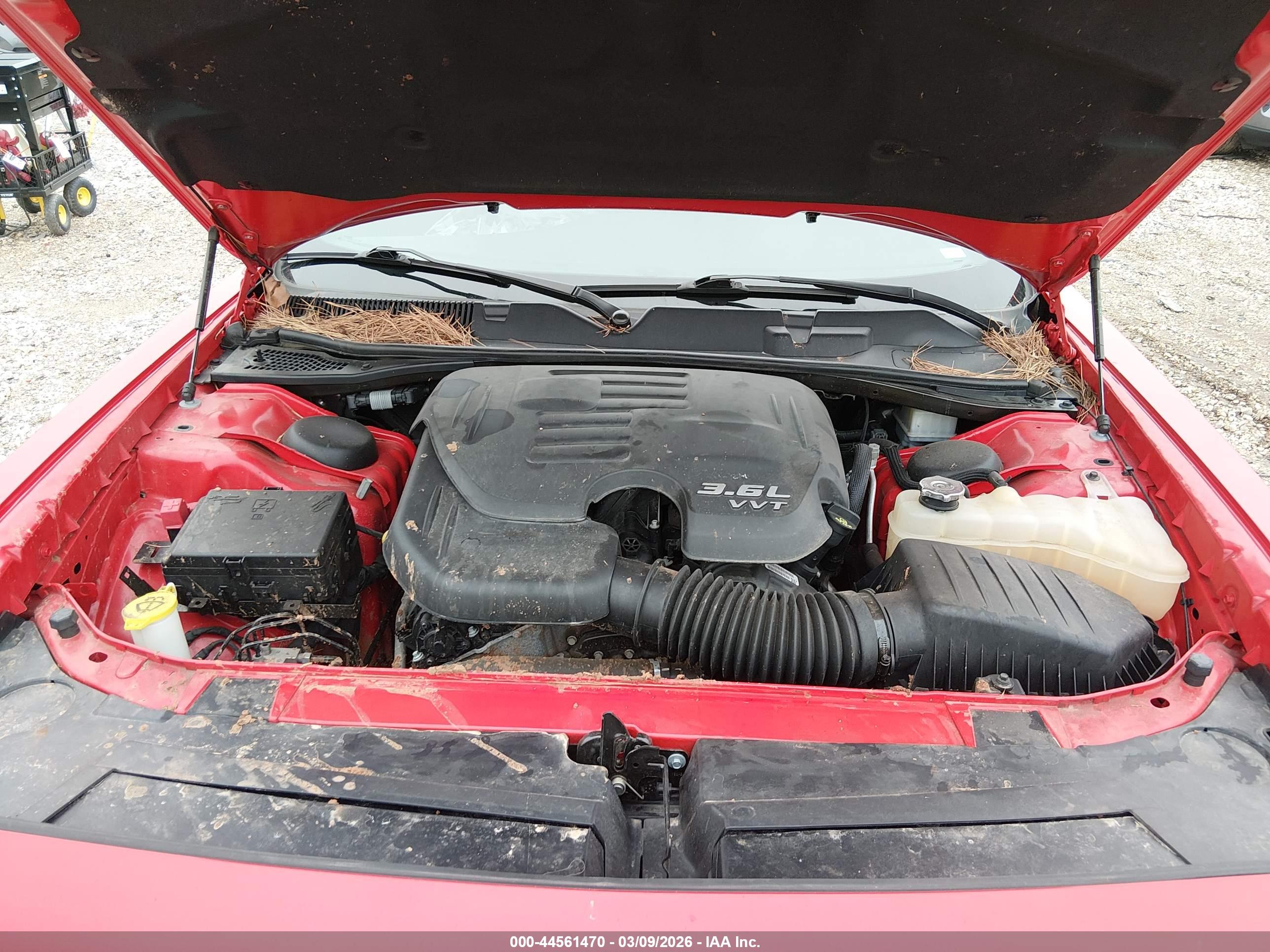 DODGE CHALLENGER image 10
