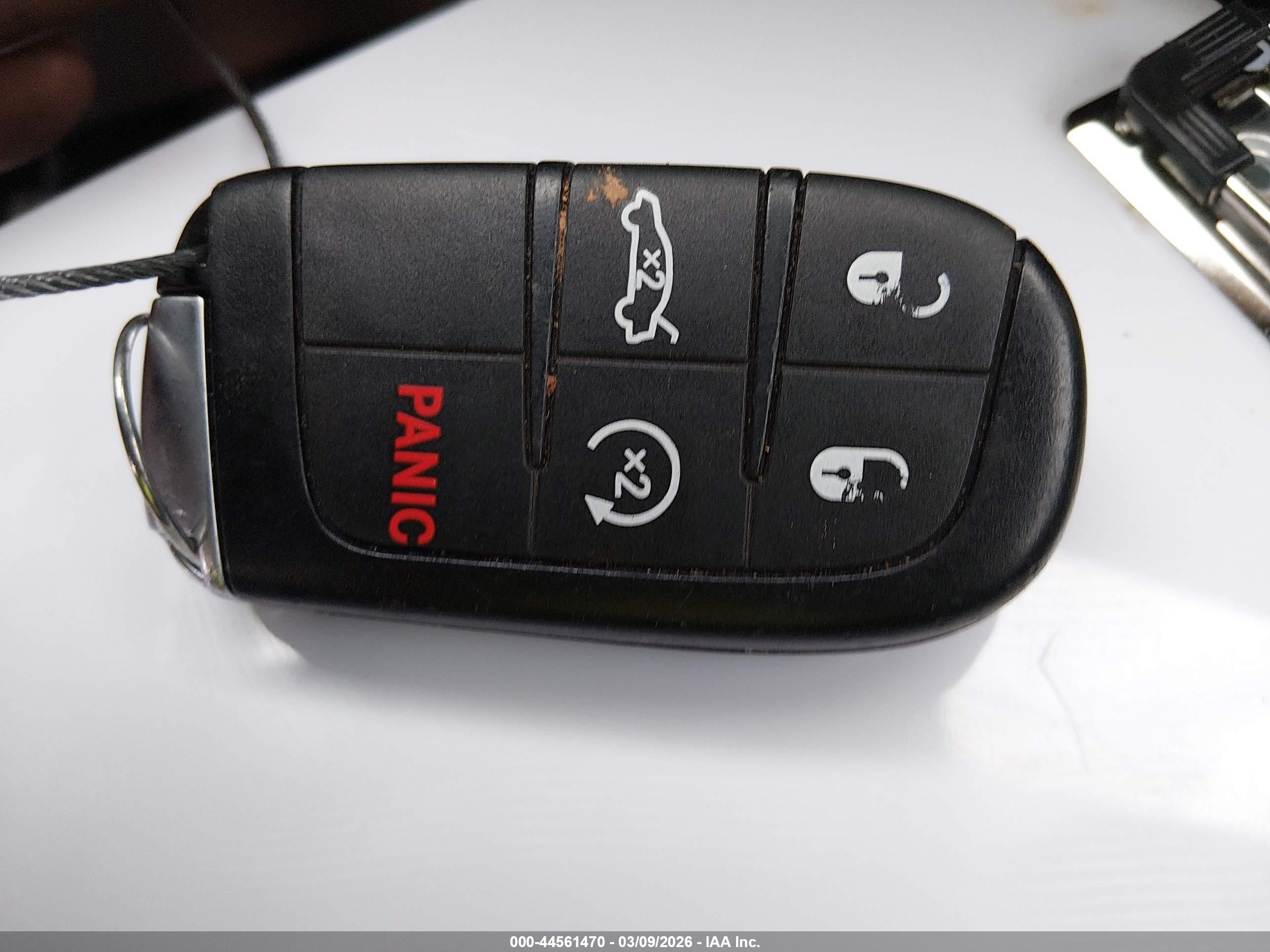 DODGE CHALLENGER image 11