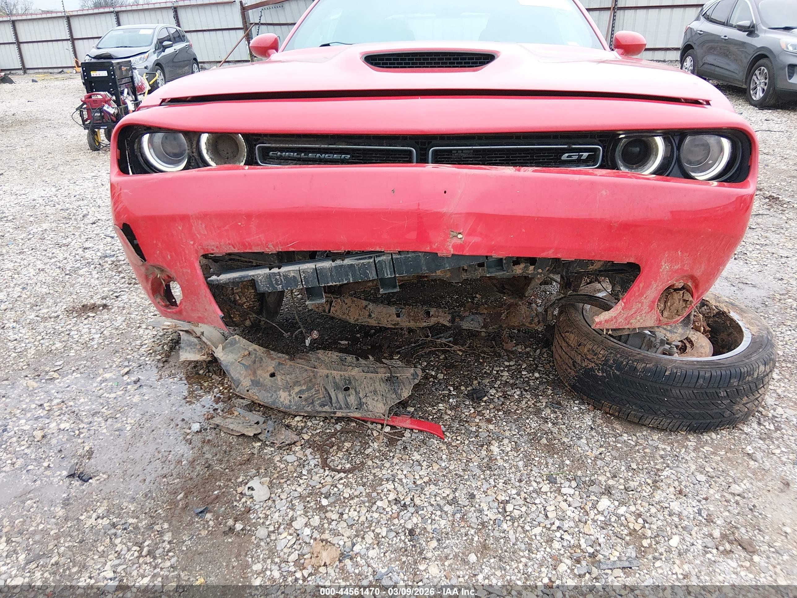 DODGE CHALLENGER image 6