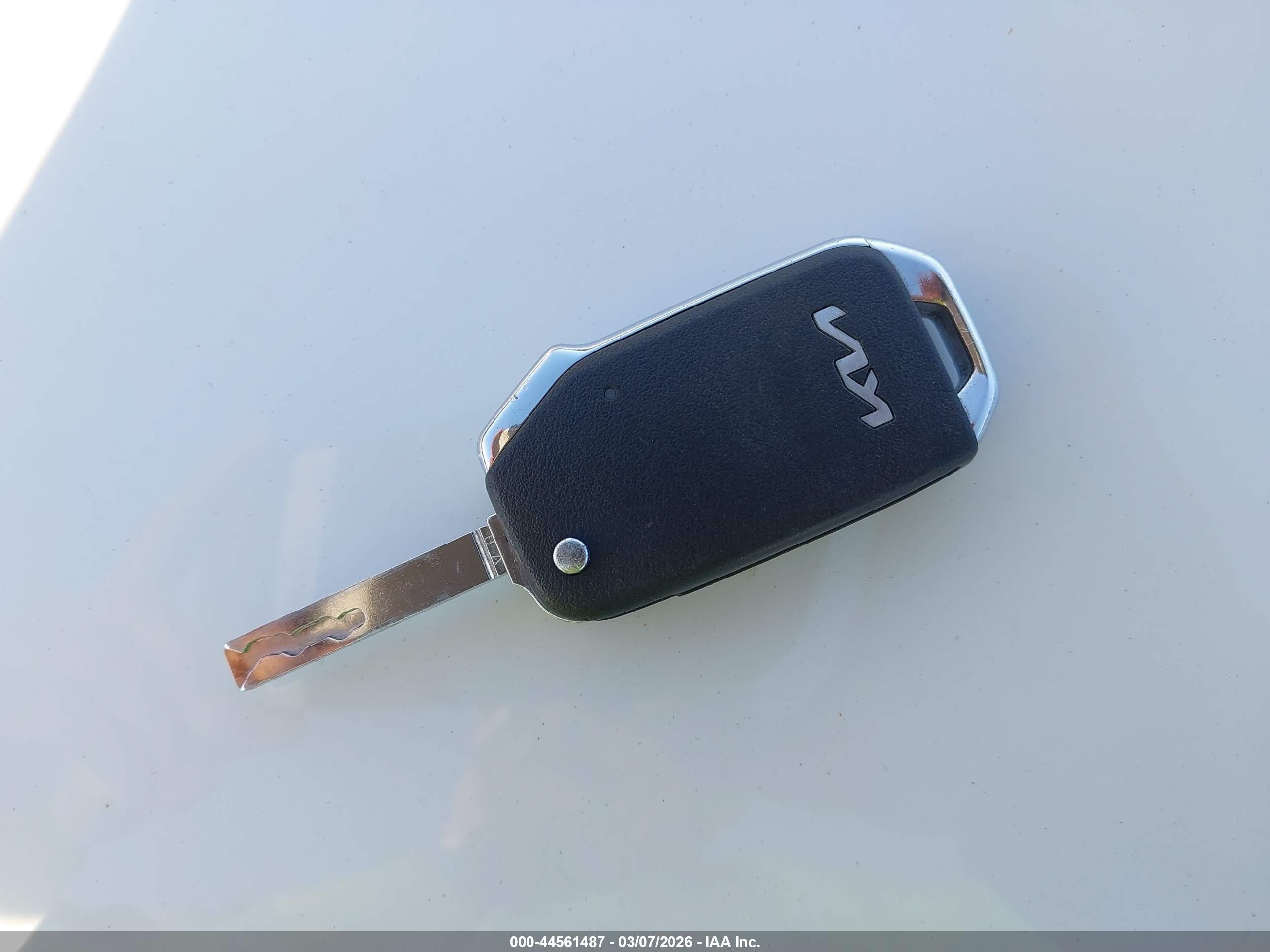 KIA FORTE image 11