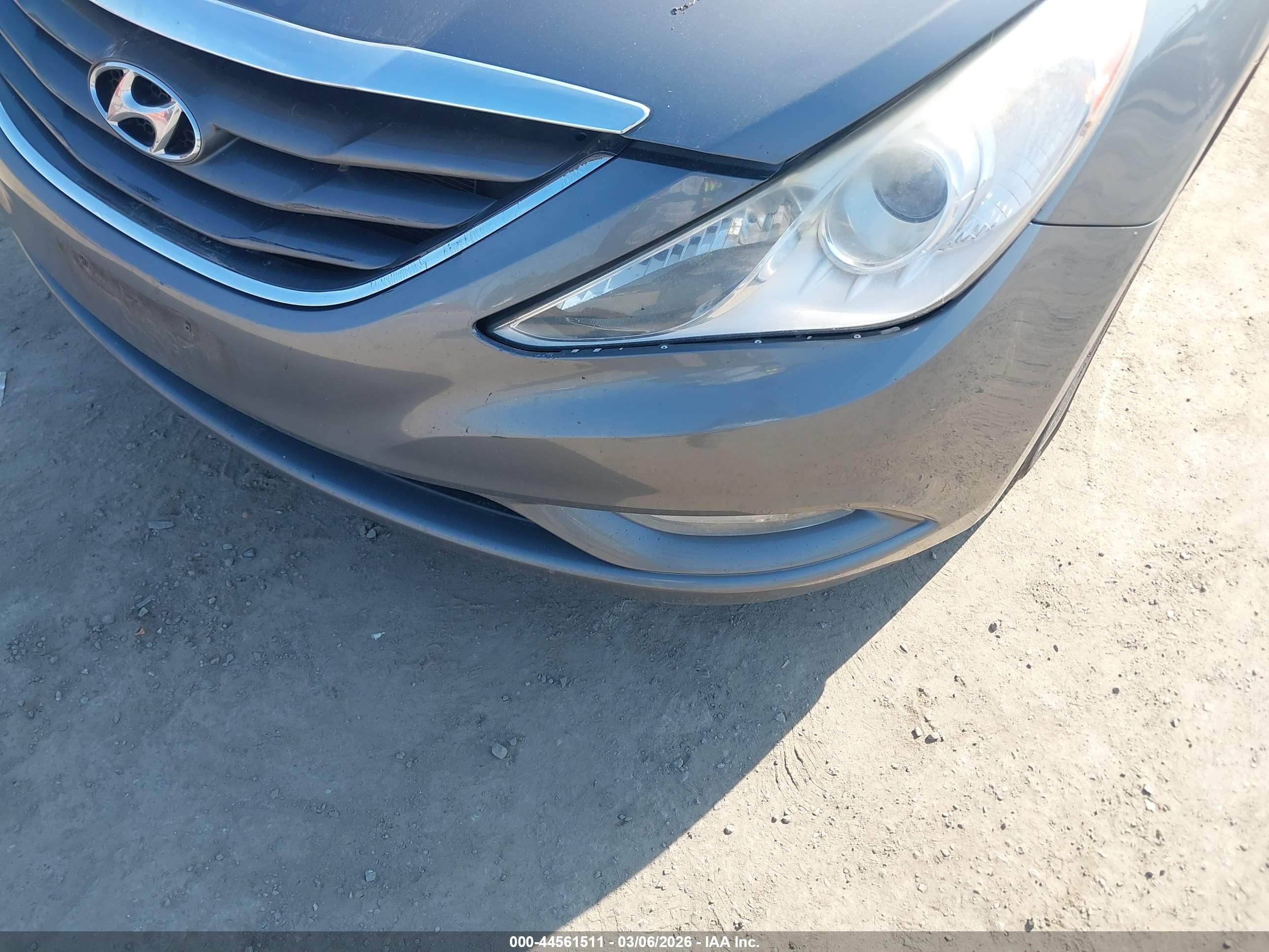 HYUNDAI SONATA image 6