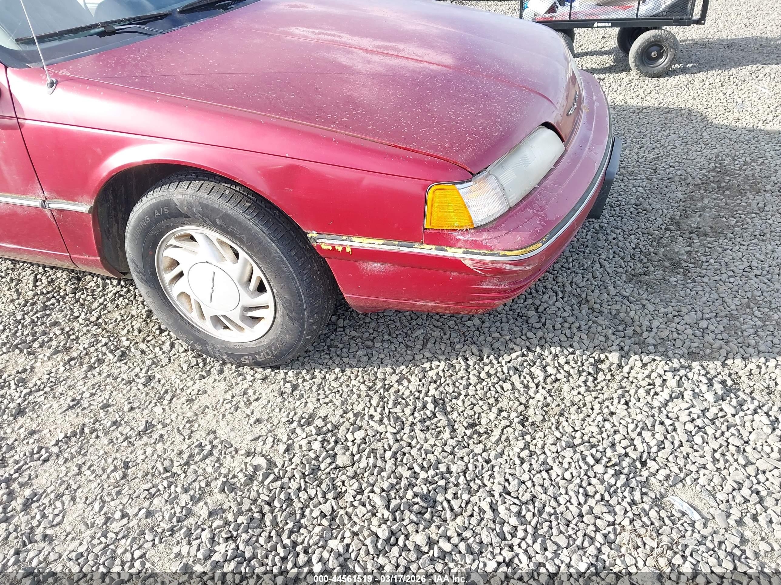 FORD THUNDERBIRD image 6