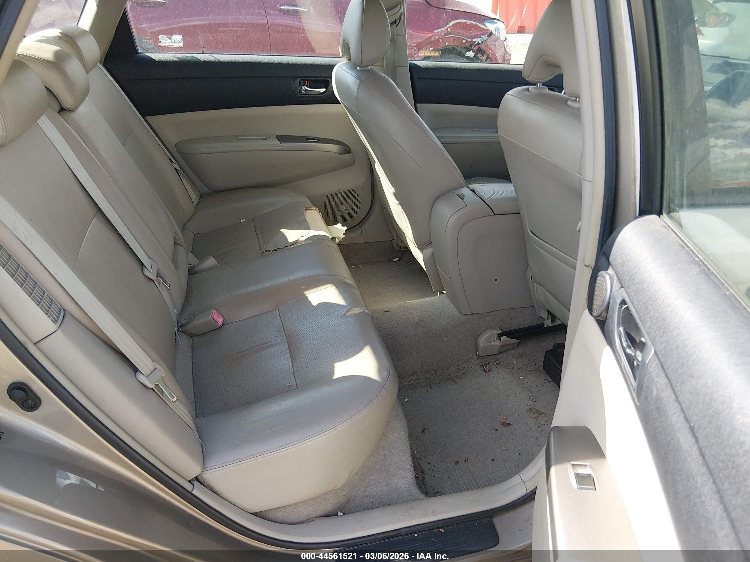 TOYOTA PRIUS image 8
