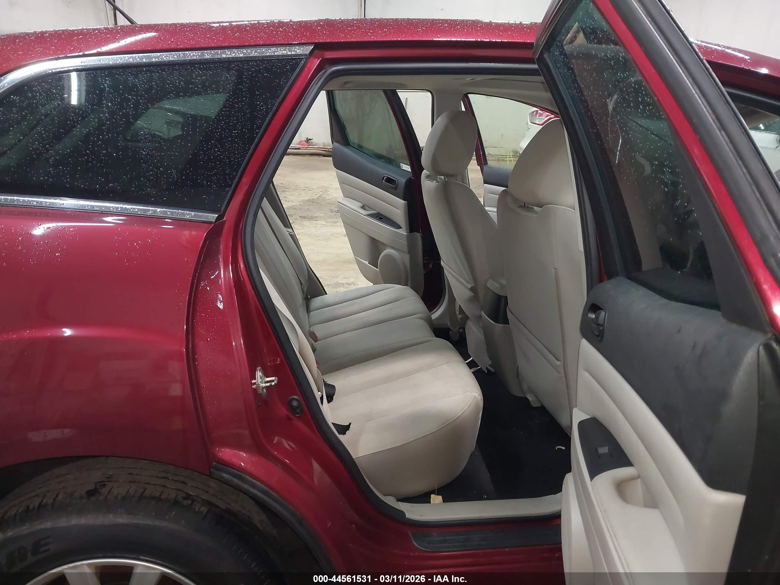 MAZDA CX-7 image 8
