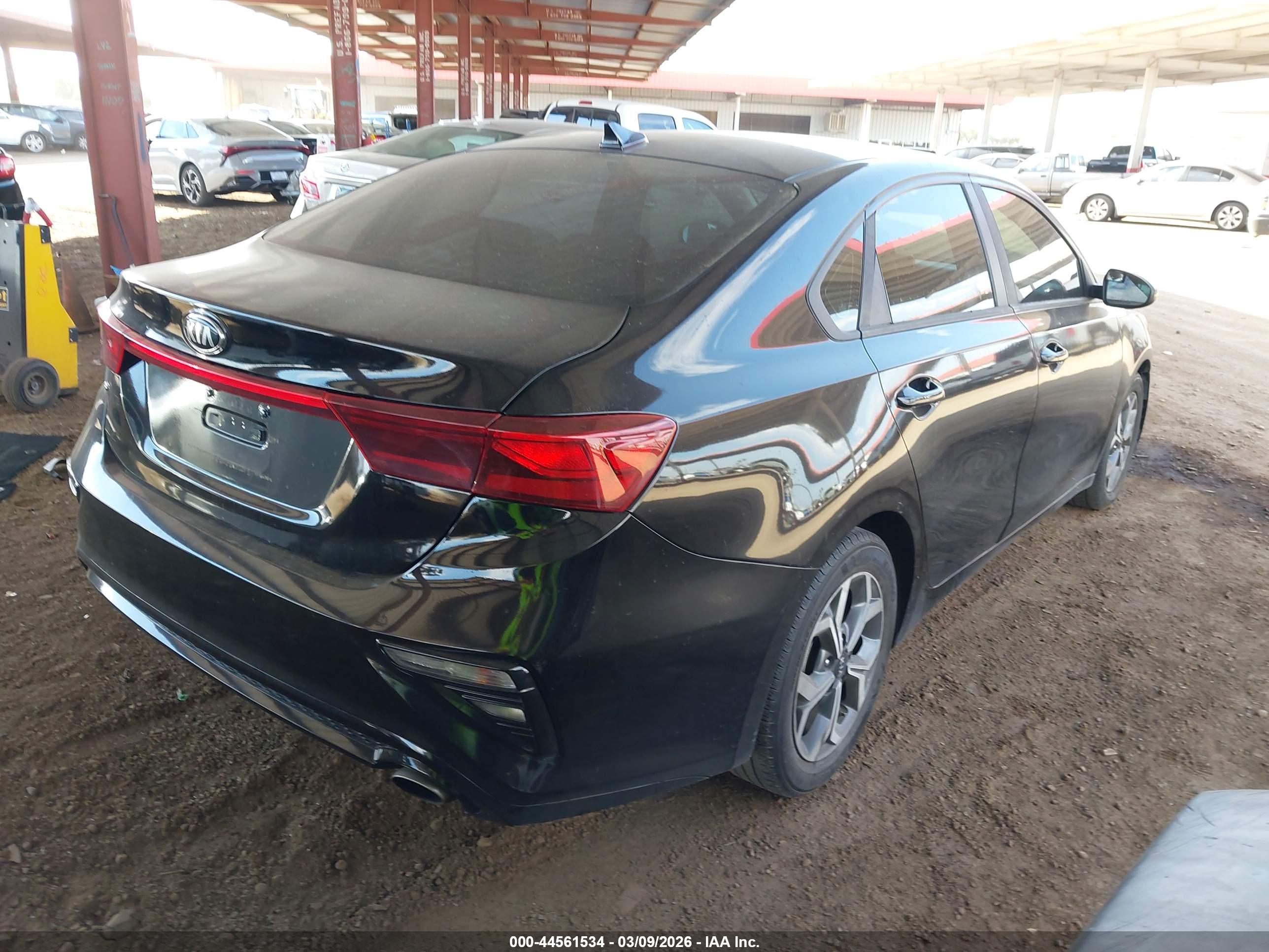 KIA FORTE image 4