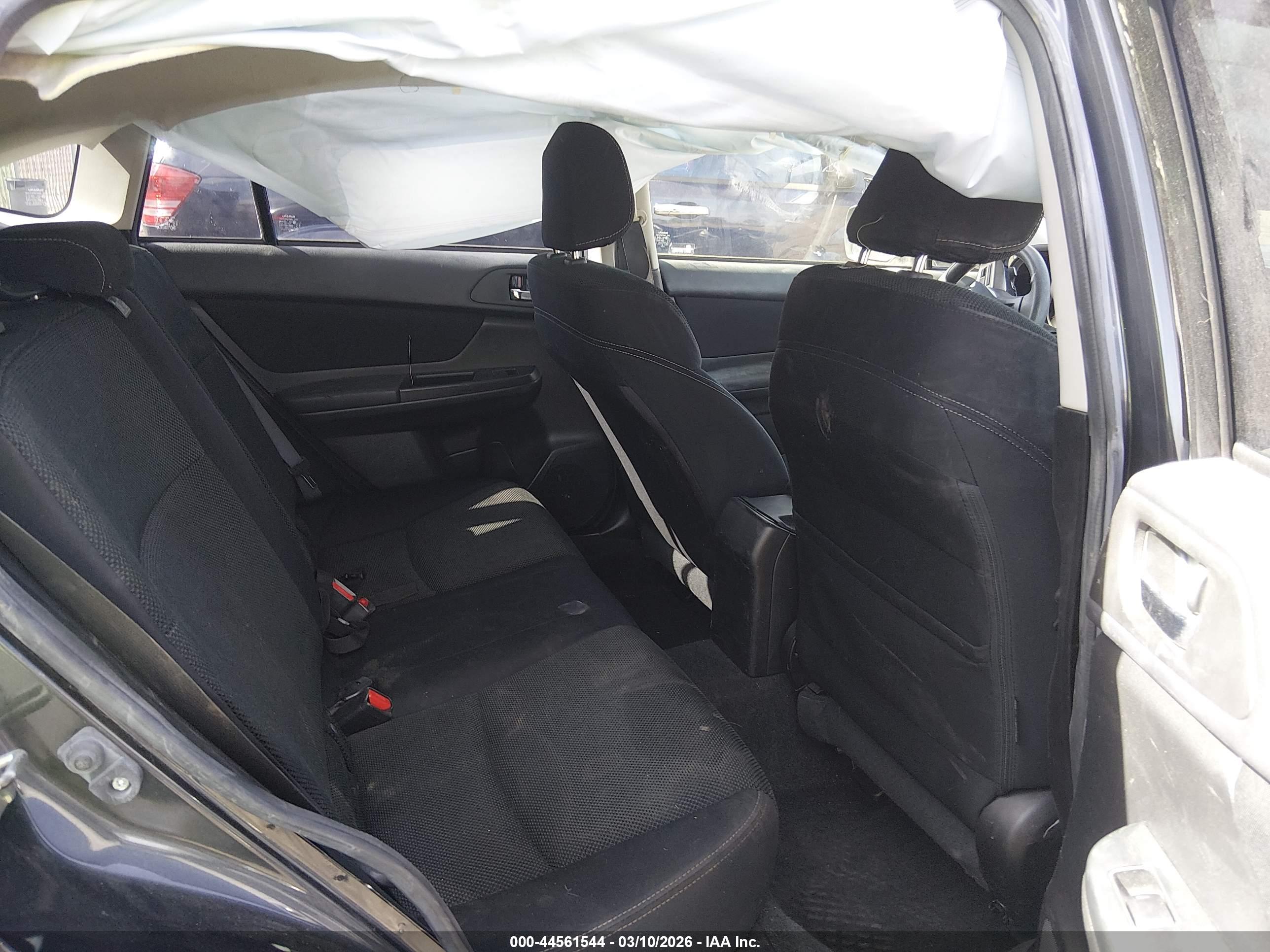 SUBARU XV image 8