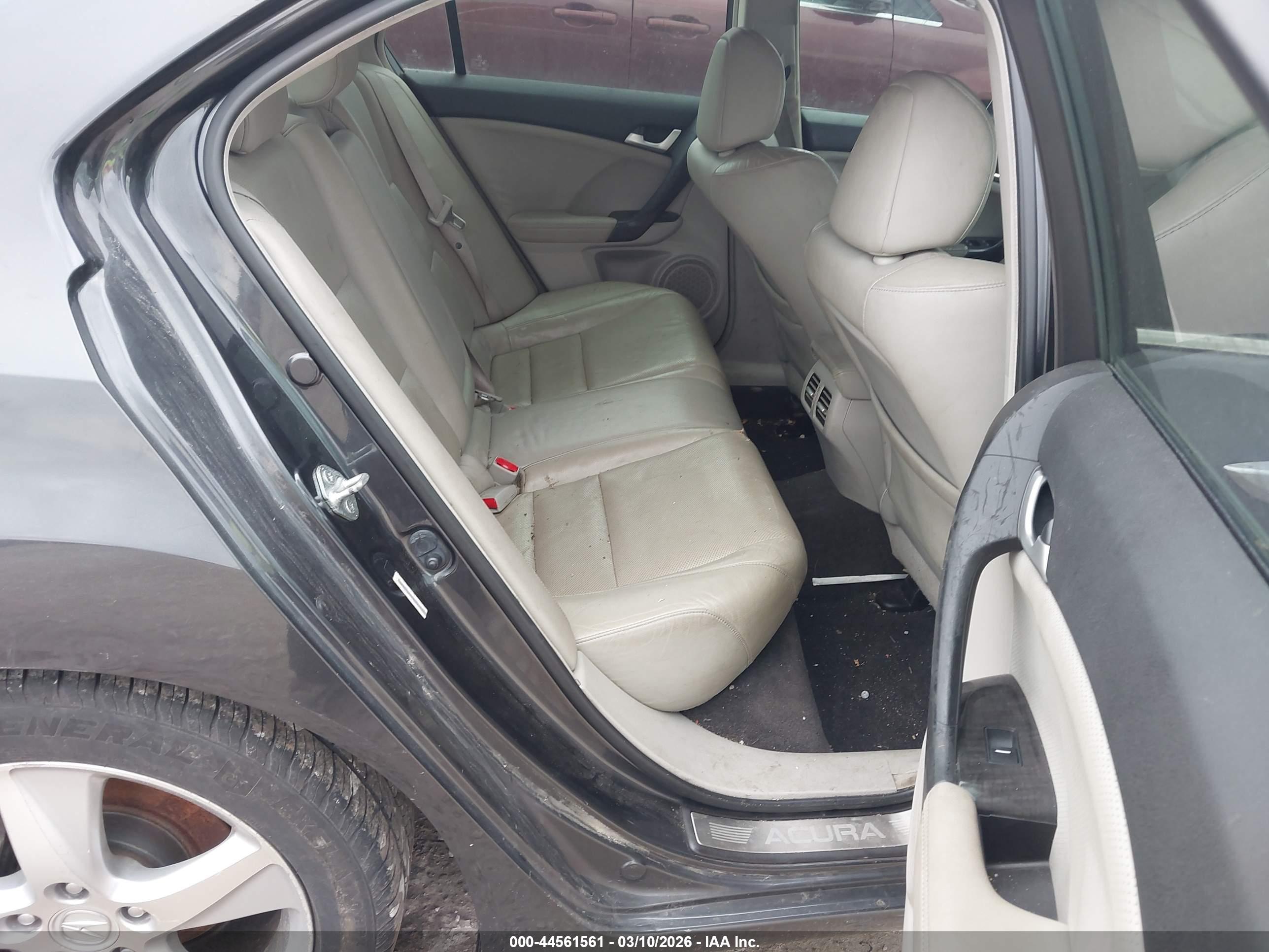 ACURA TSX image 8