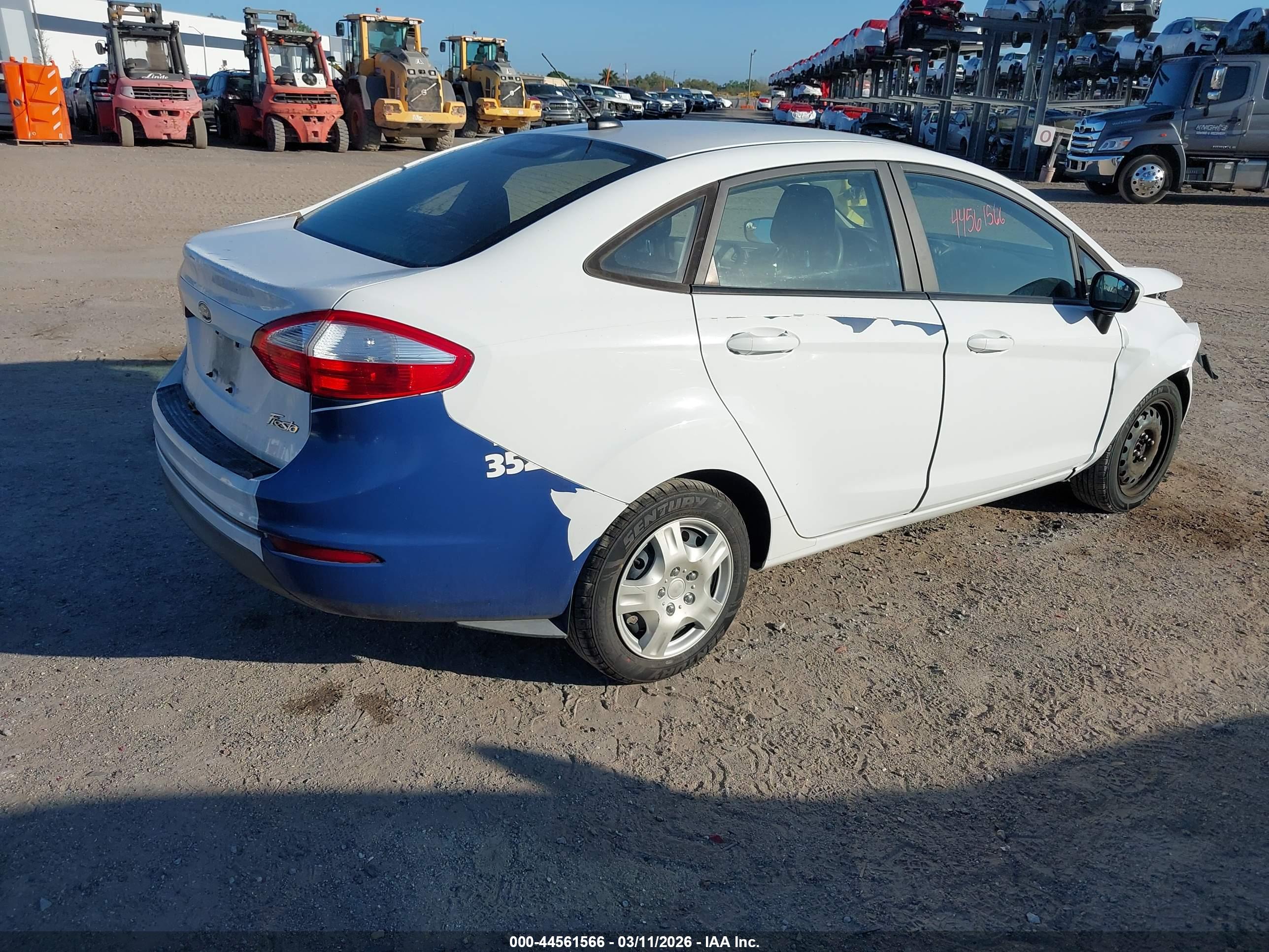 FORD FIESTA image 4