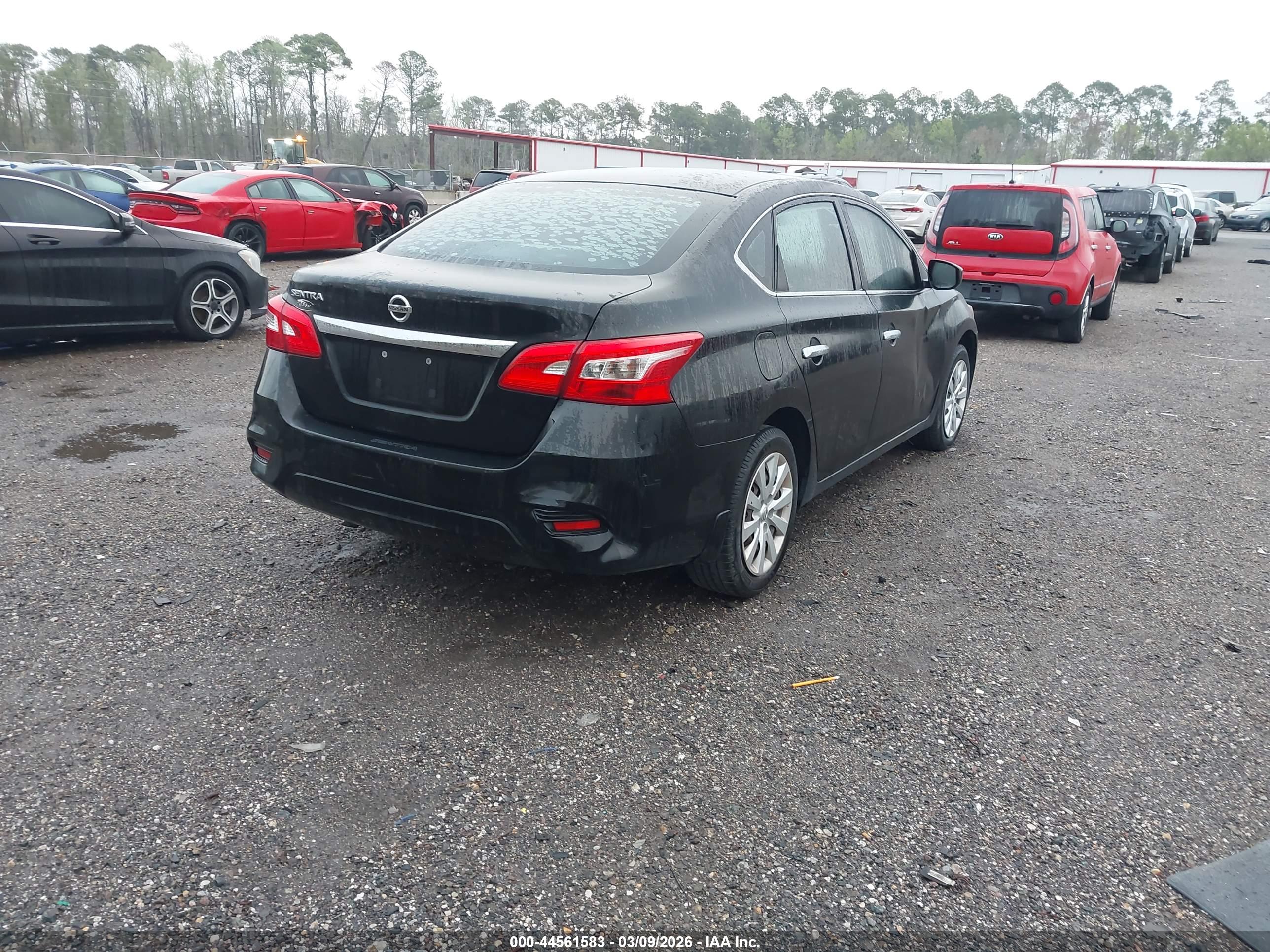 NISSAN SENTRA image 4
