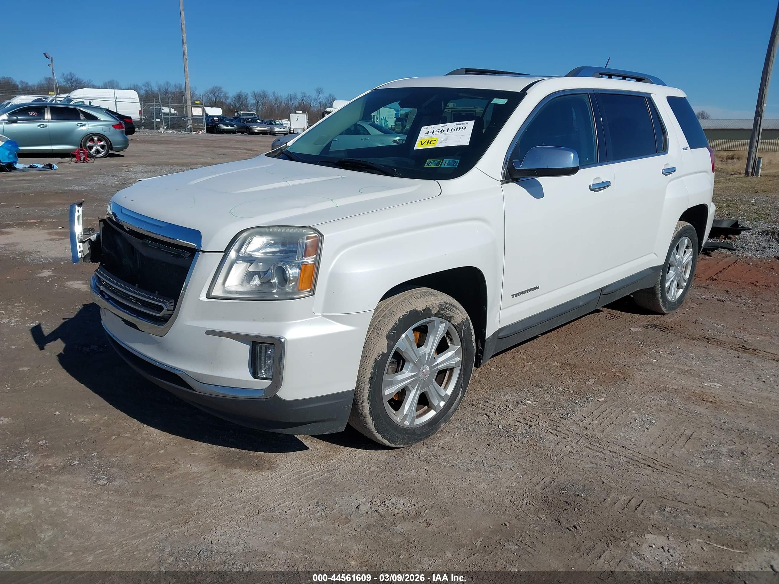 GMC TERRAIN image 2