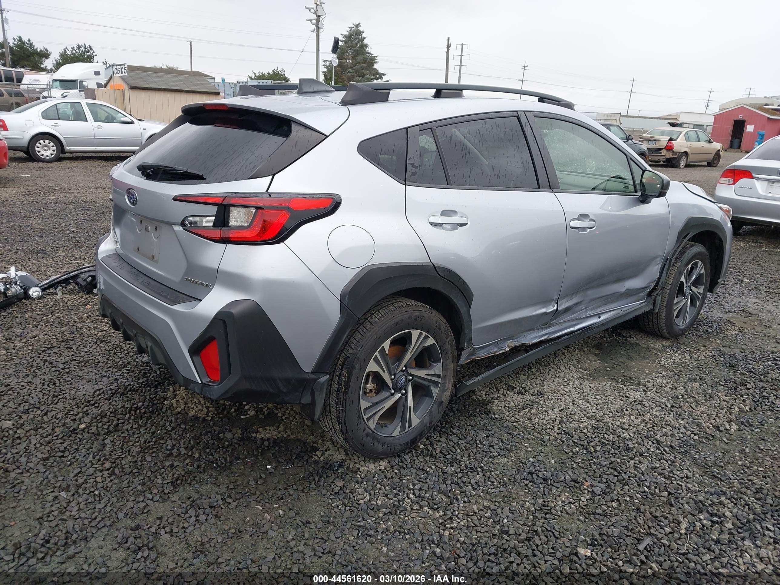 SUBARU CROSSTREK image 4