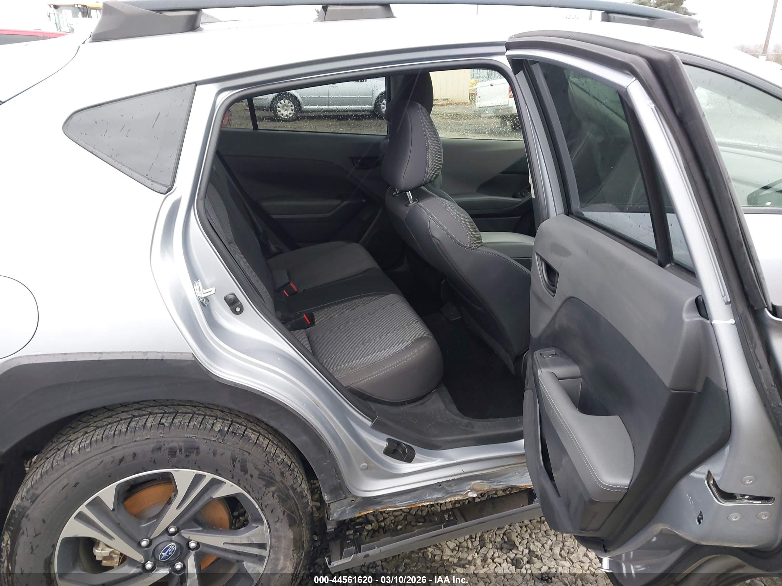 SUBARU CROSSTREK image 8