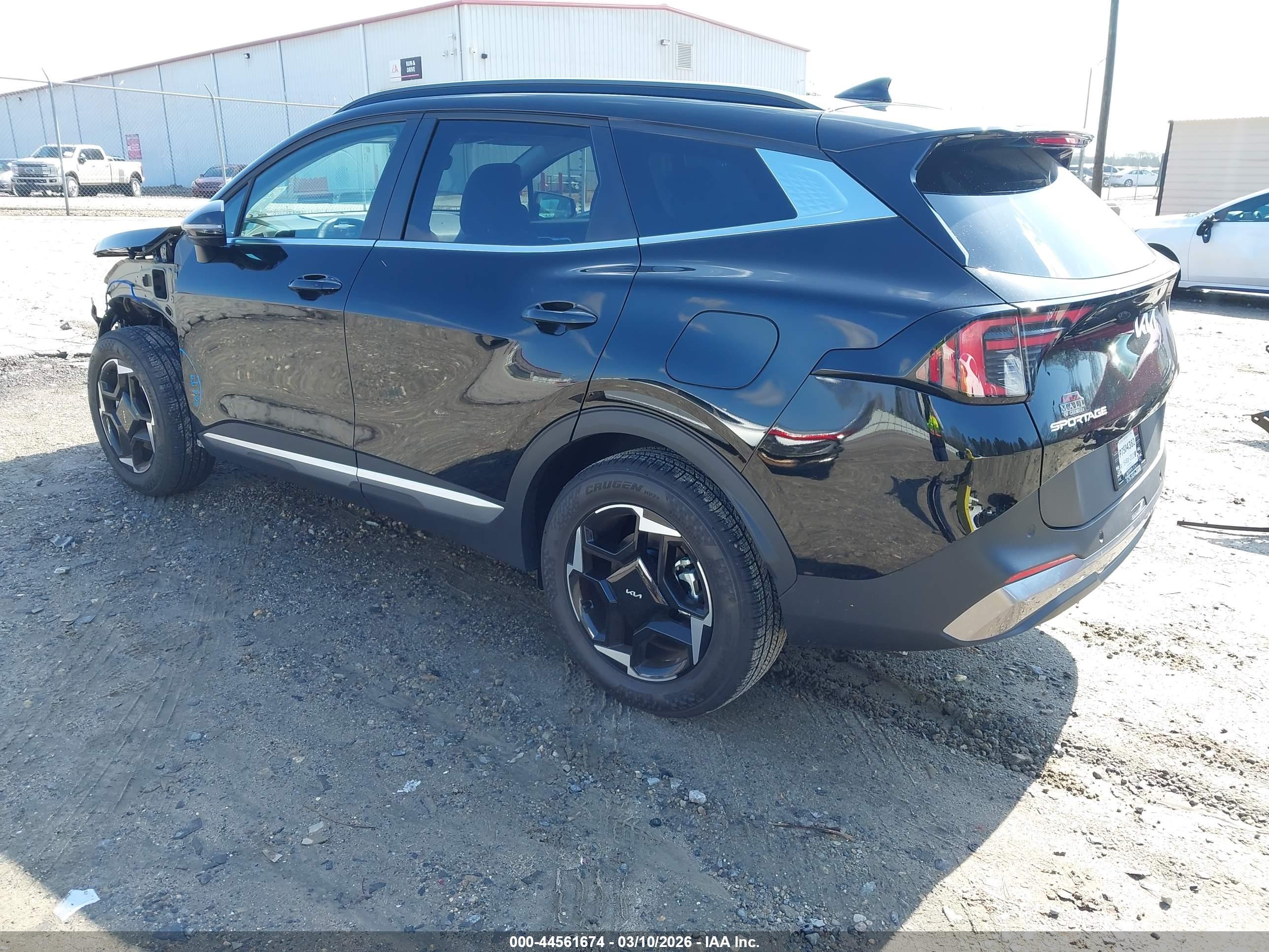 KIA SPORTAGE image 3