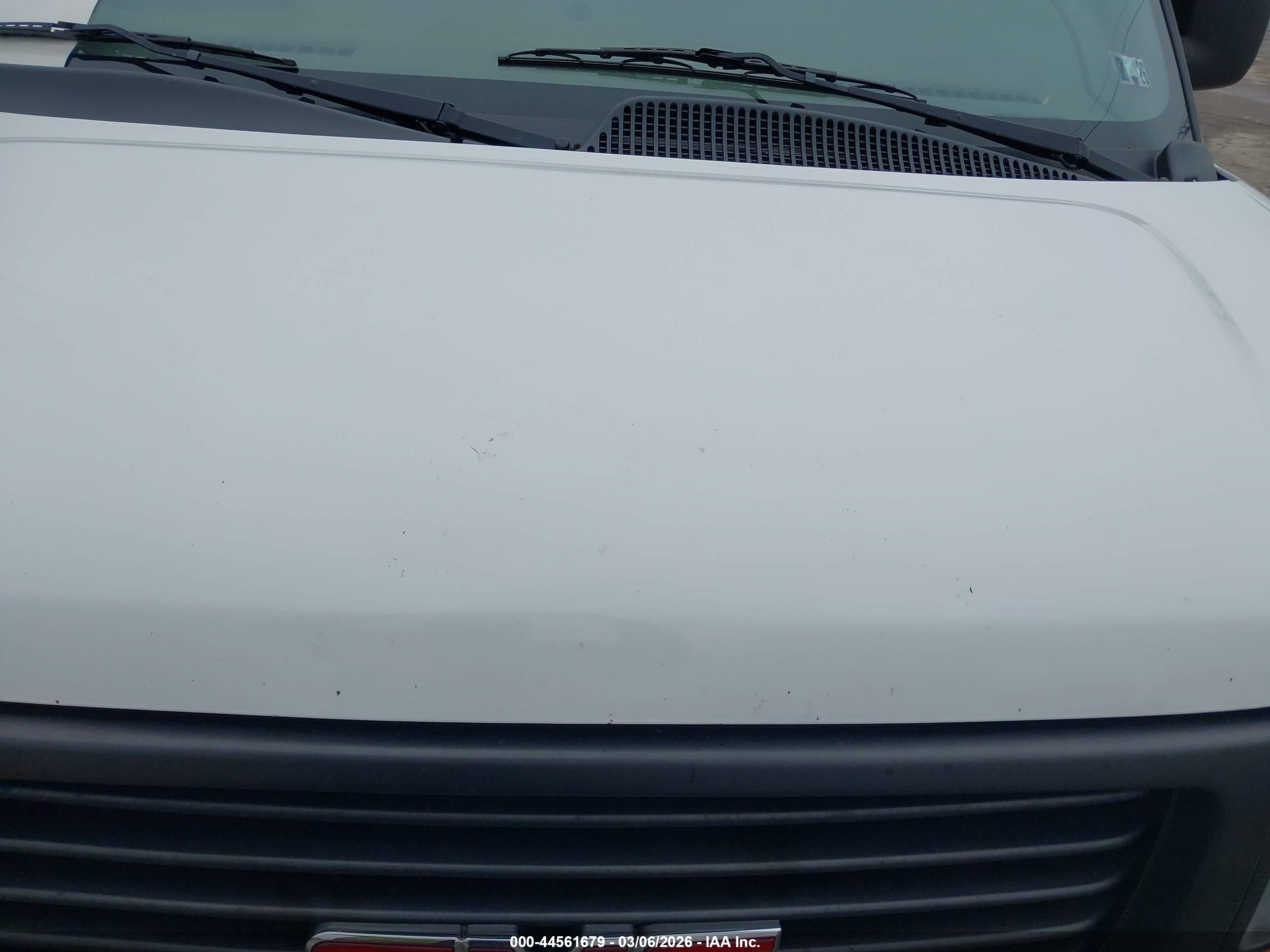 GMC SAVANA image 6
