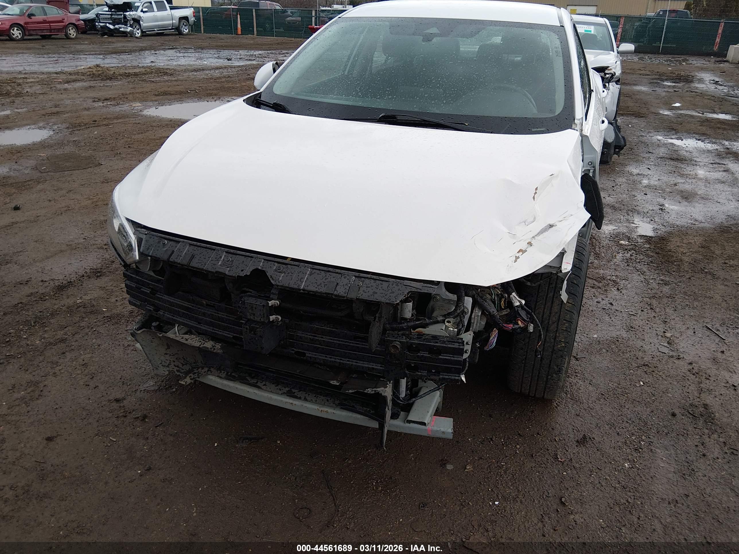 NISSAN SENTRA image 6