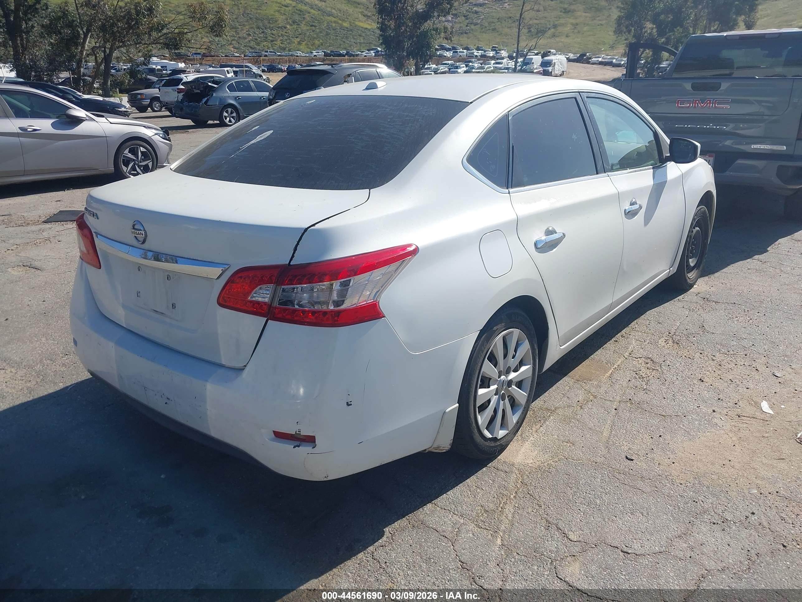 NISSAN SENTRA image 4