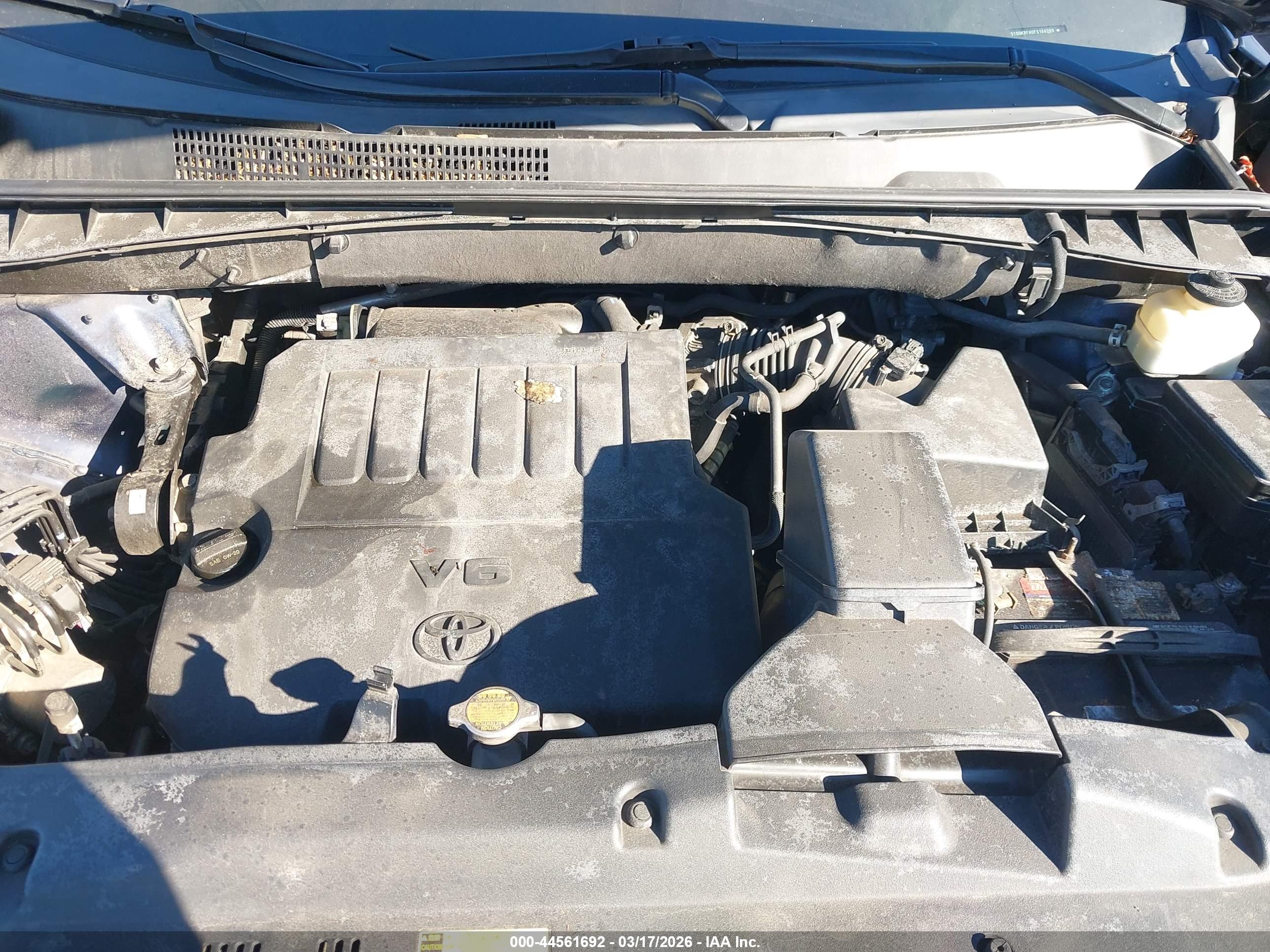 TOYOTA HIGHLANDER image 10