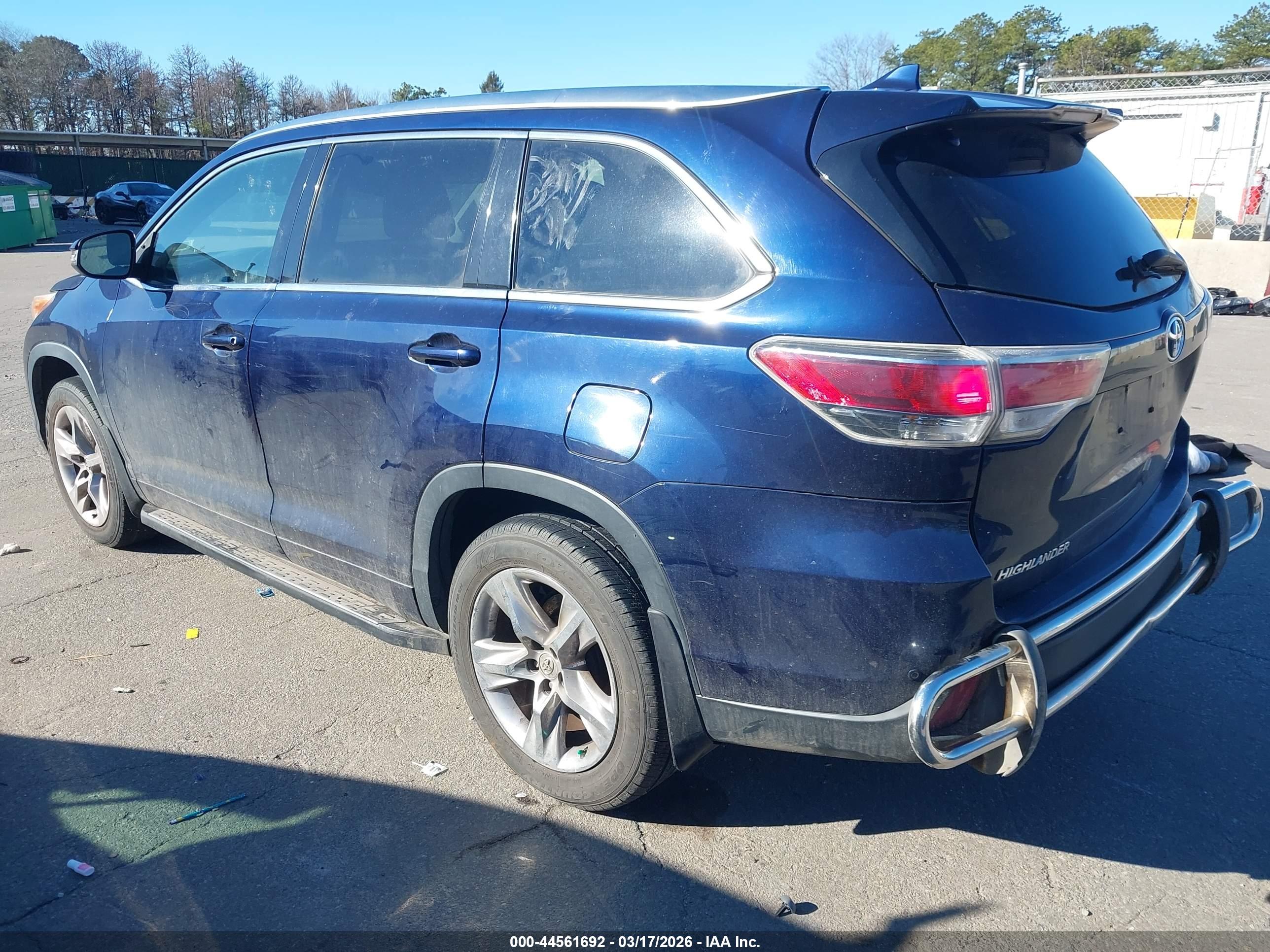TOYOTA HIGHLANDER image 3