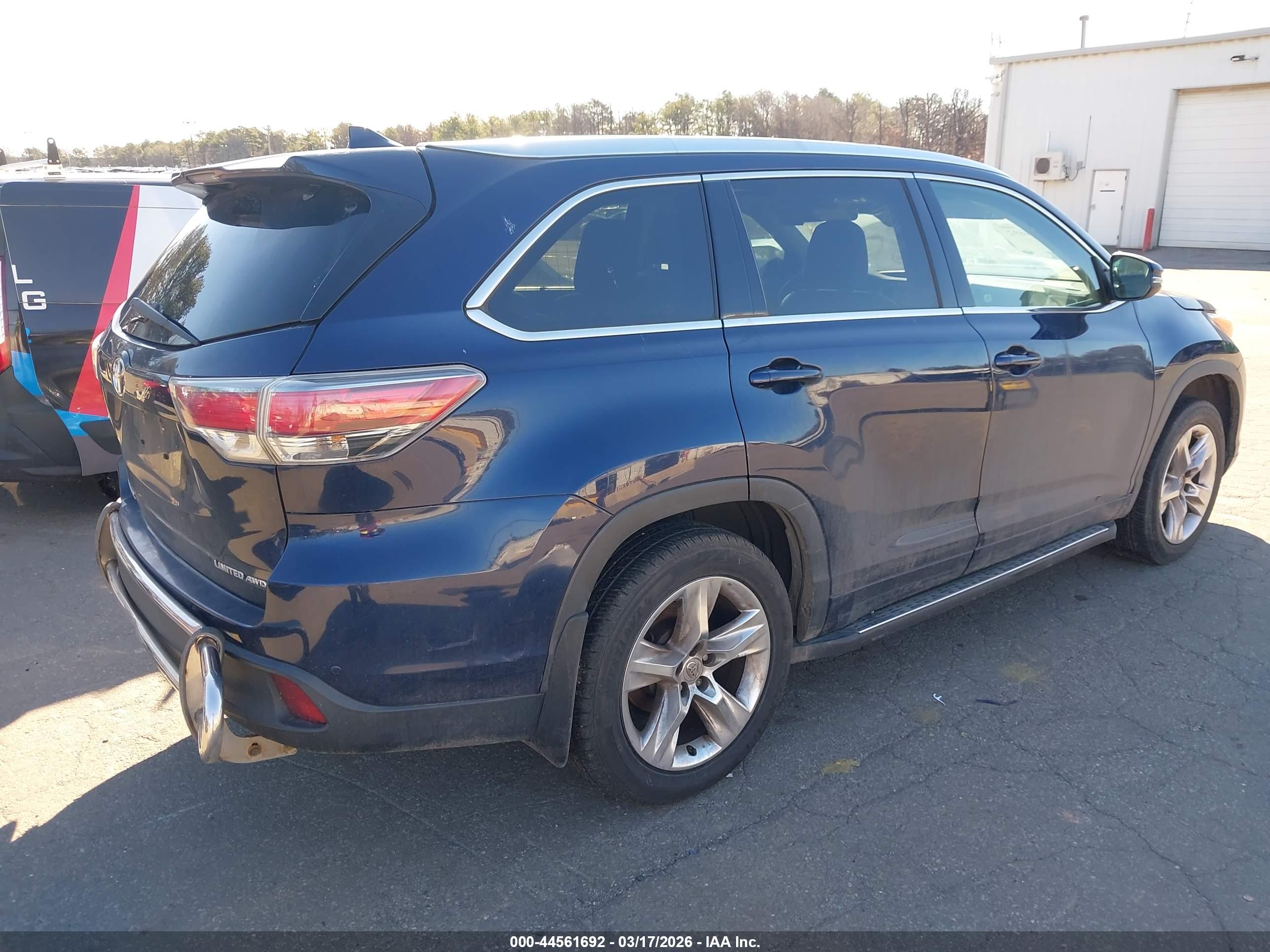 TOYOTA HIGHLANDER image 4