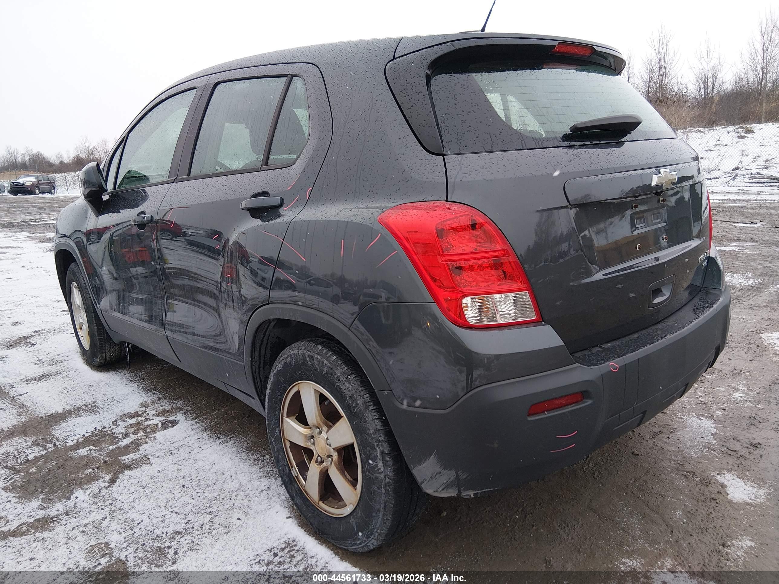 CHEVROLET TRAX image 3