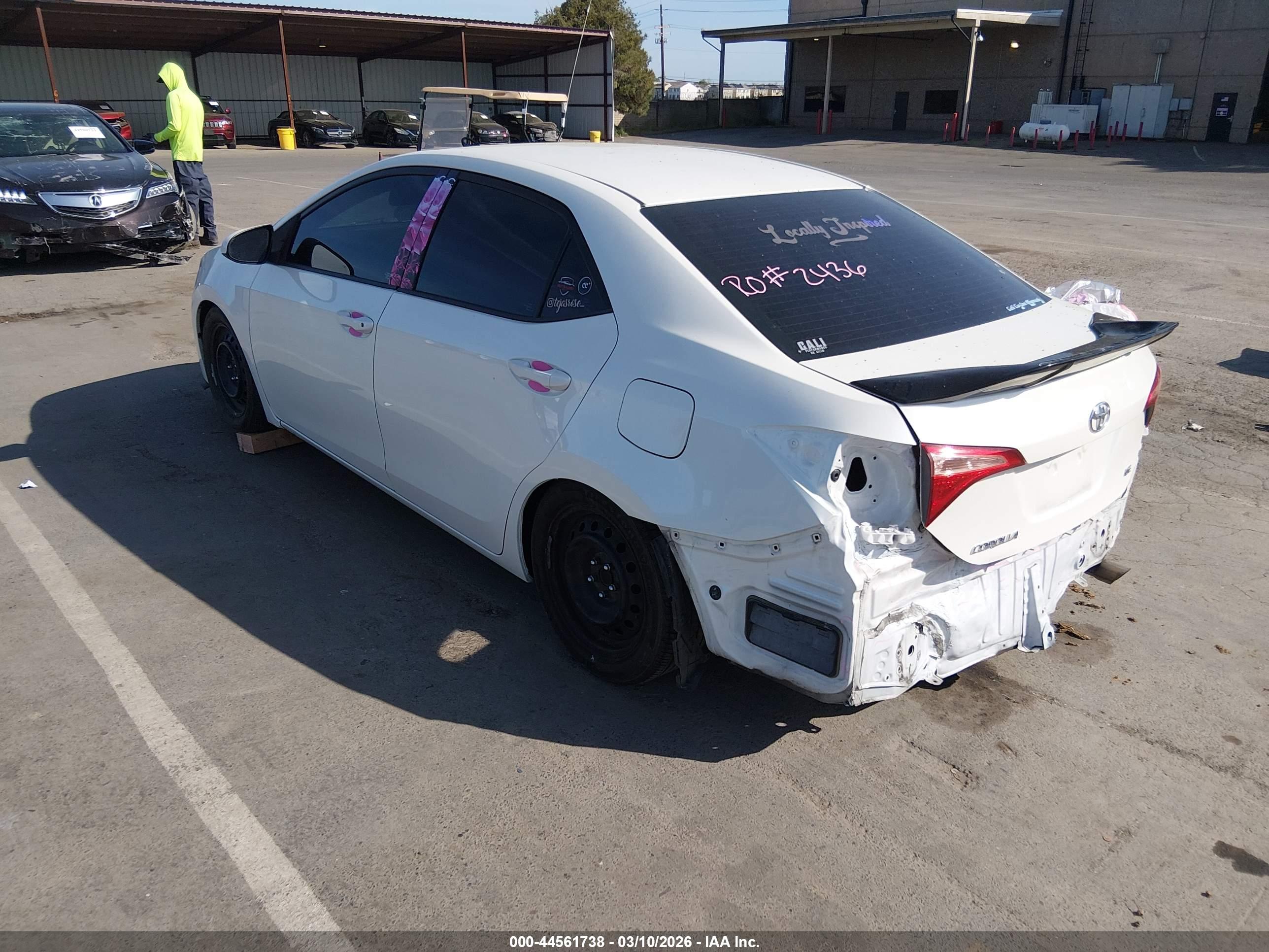 TOYOTA COROLLA image 3