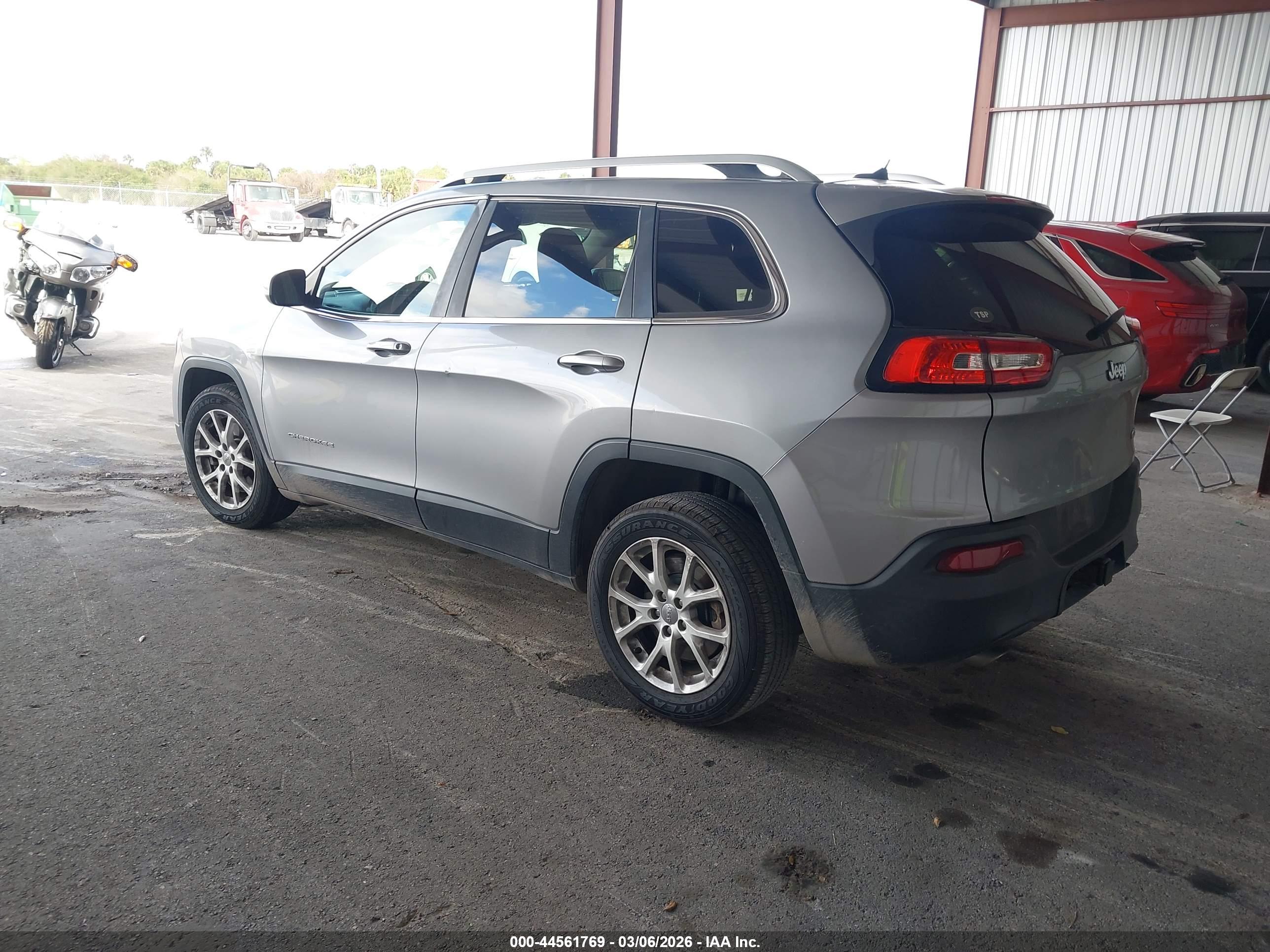 JEEP CHEROKEE image 3