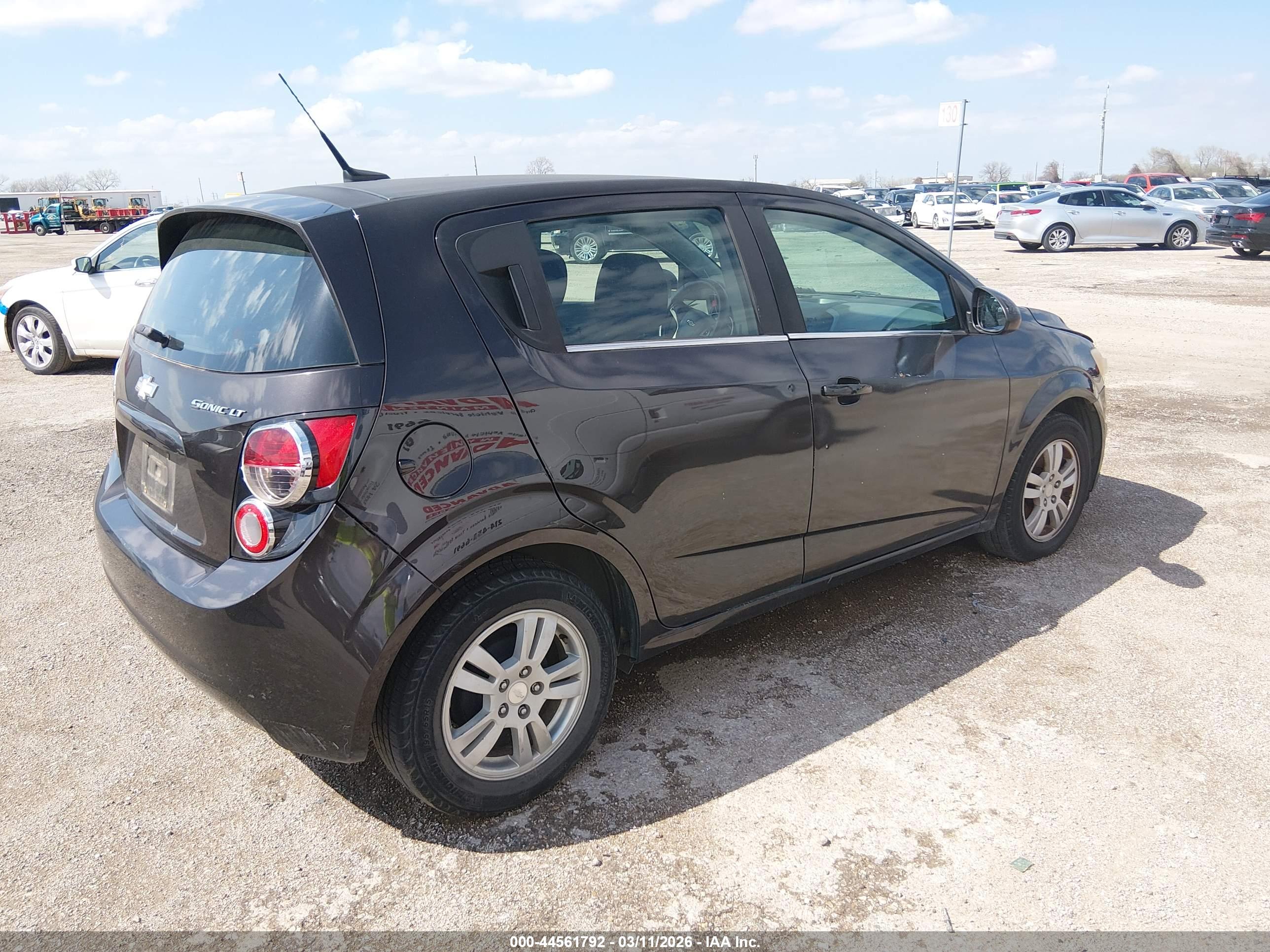 CHEVROLET SONIC image 4